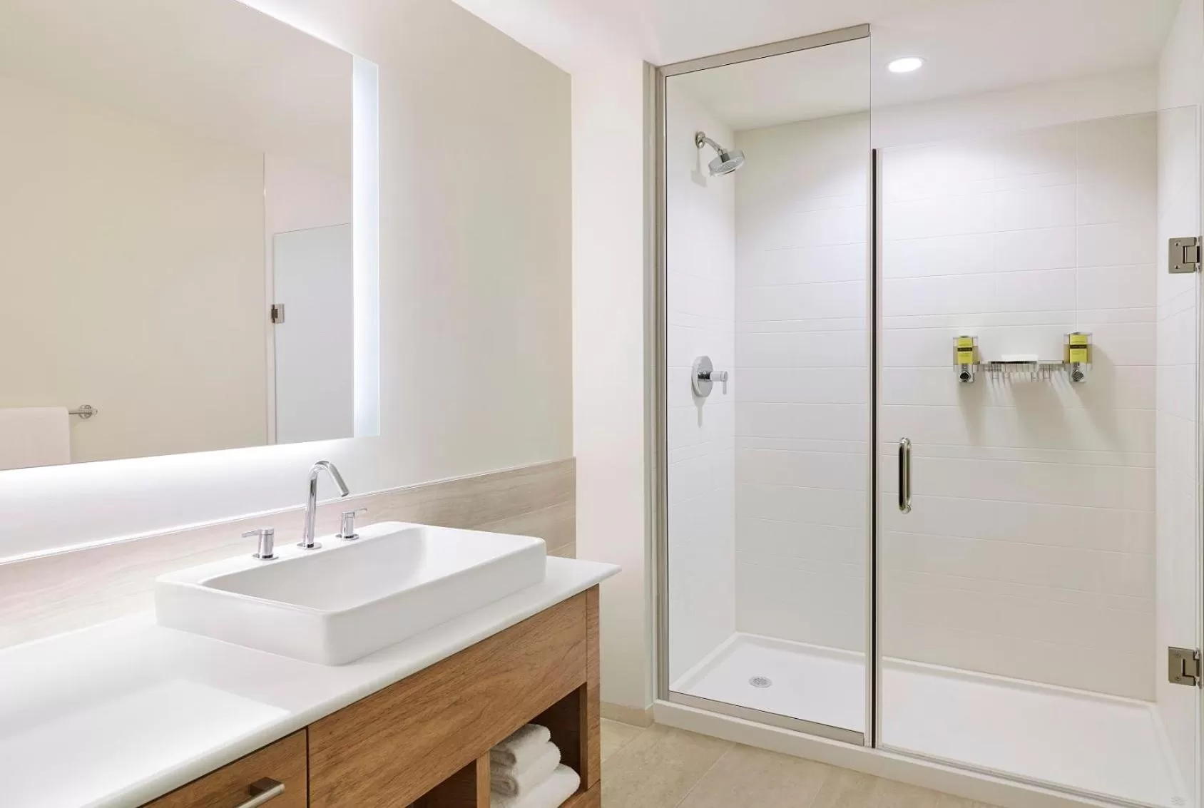 Executive Suite, Executive Suite, 1 King, Sofa bed in Element West Des Moines