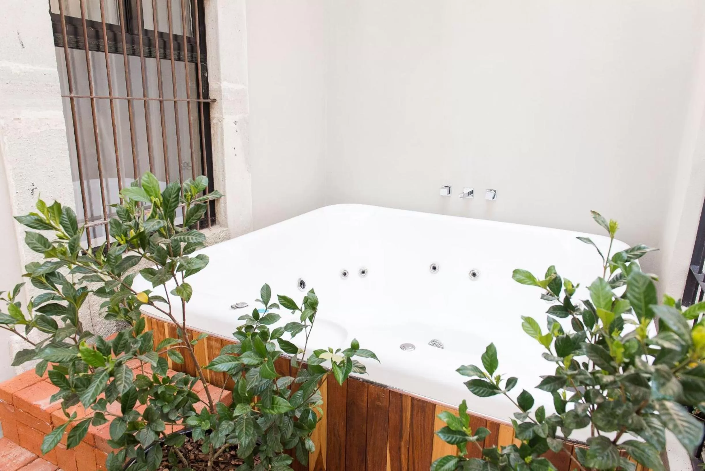 Antigua Trece Hotel Fusión & SPA