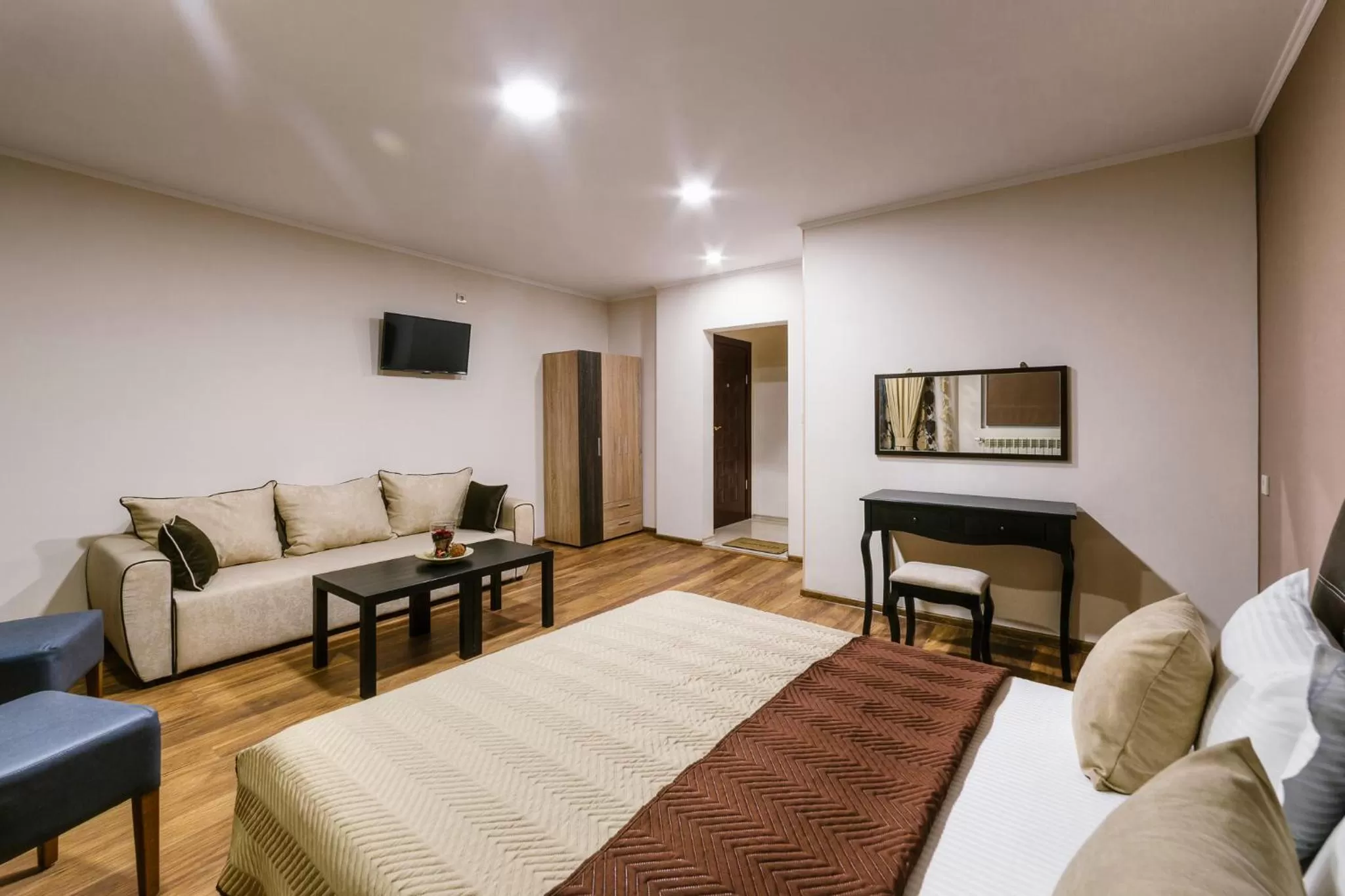 Photo of the whole room, Seating Area in Hotel & Casino Ring