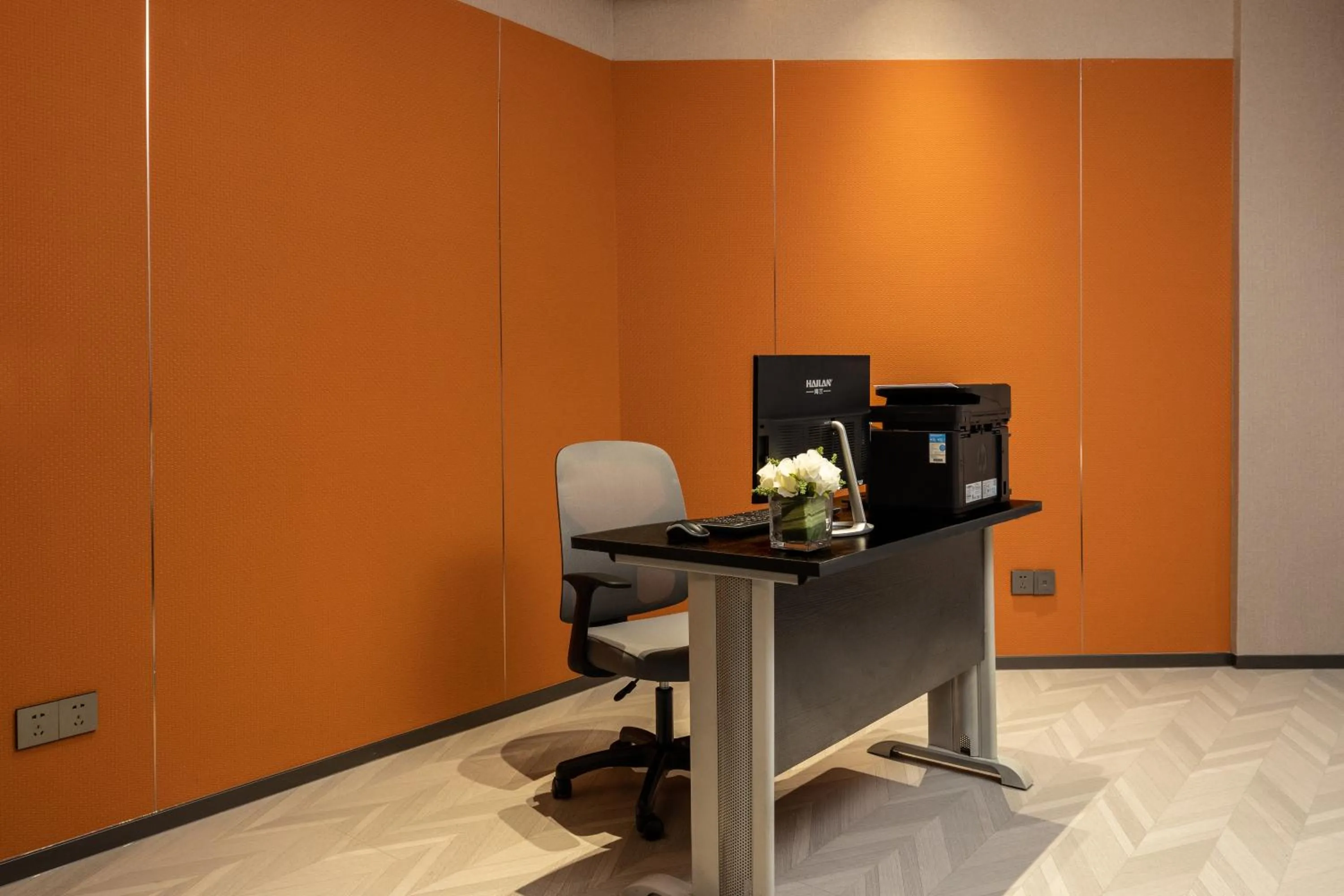 TV and multimedia in Bali Yating Hotel