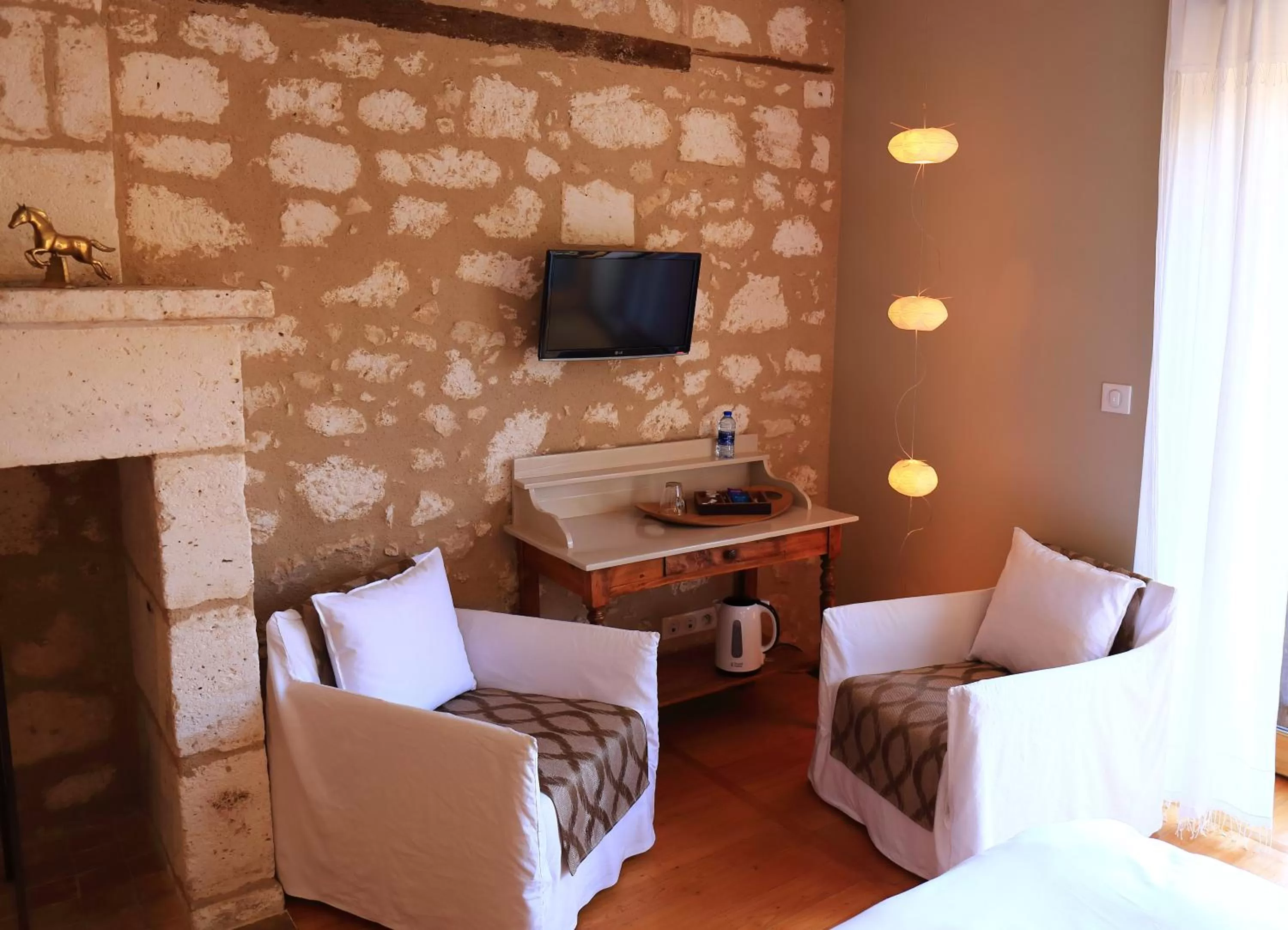 TV and multimedia in Le Jardin des Chouchoux