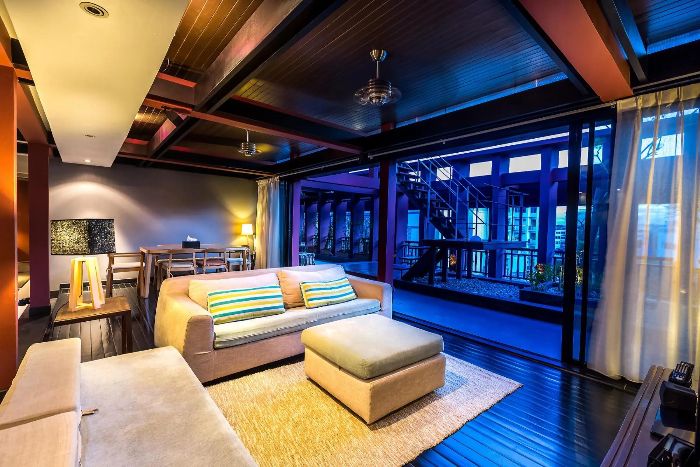 Communal lounge/ TV room, Bed in Loogchoob Homestay