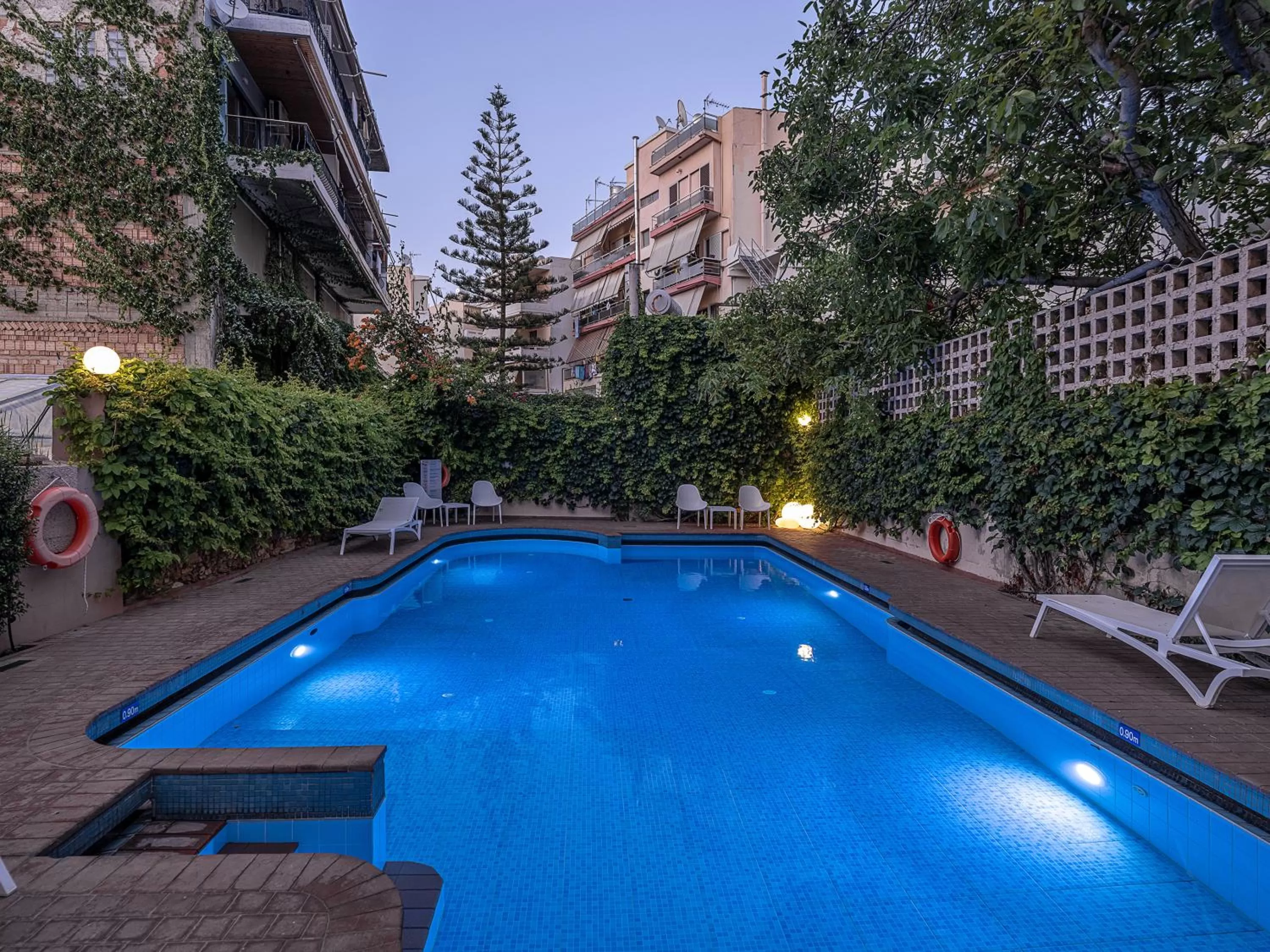 Swimming pool in Civitel Akali Hotel