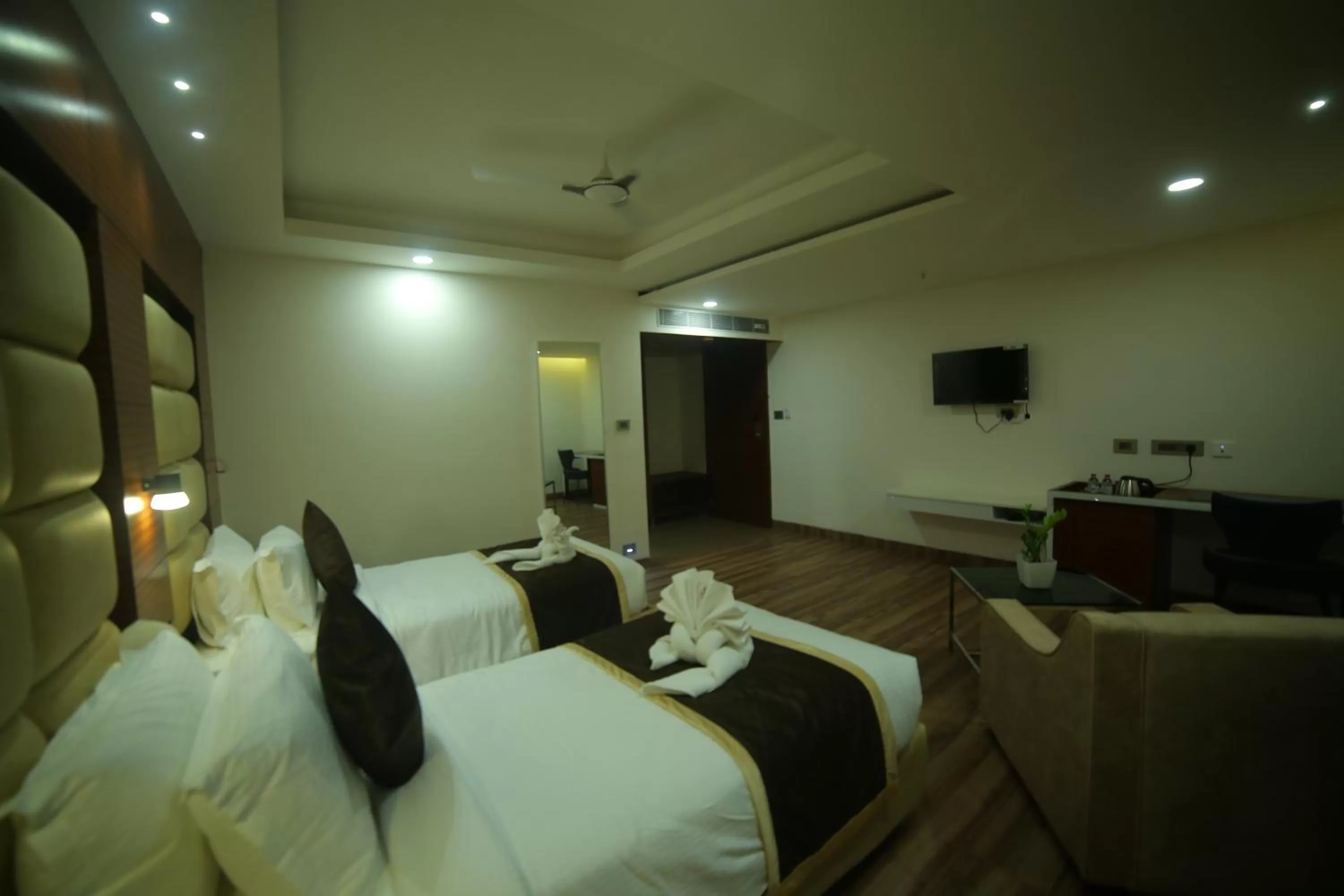 Photo of the whole room, Bed in Sree Fortune Grand, Tadepalli