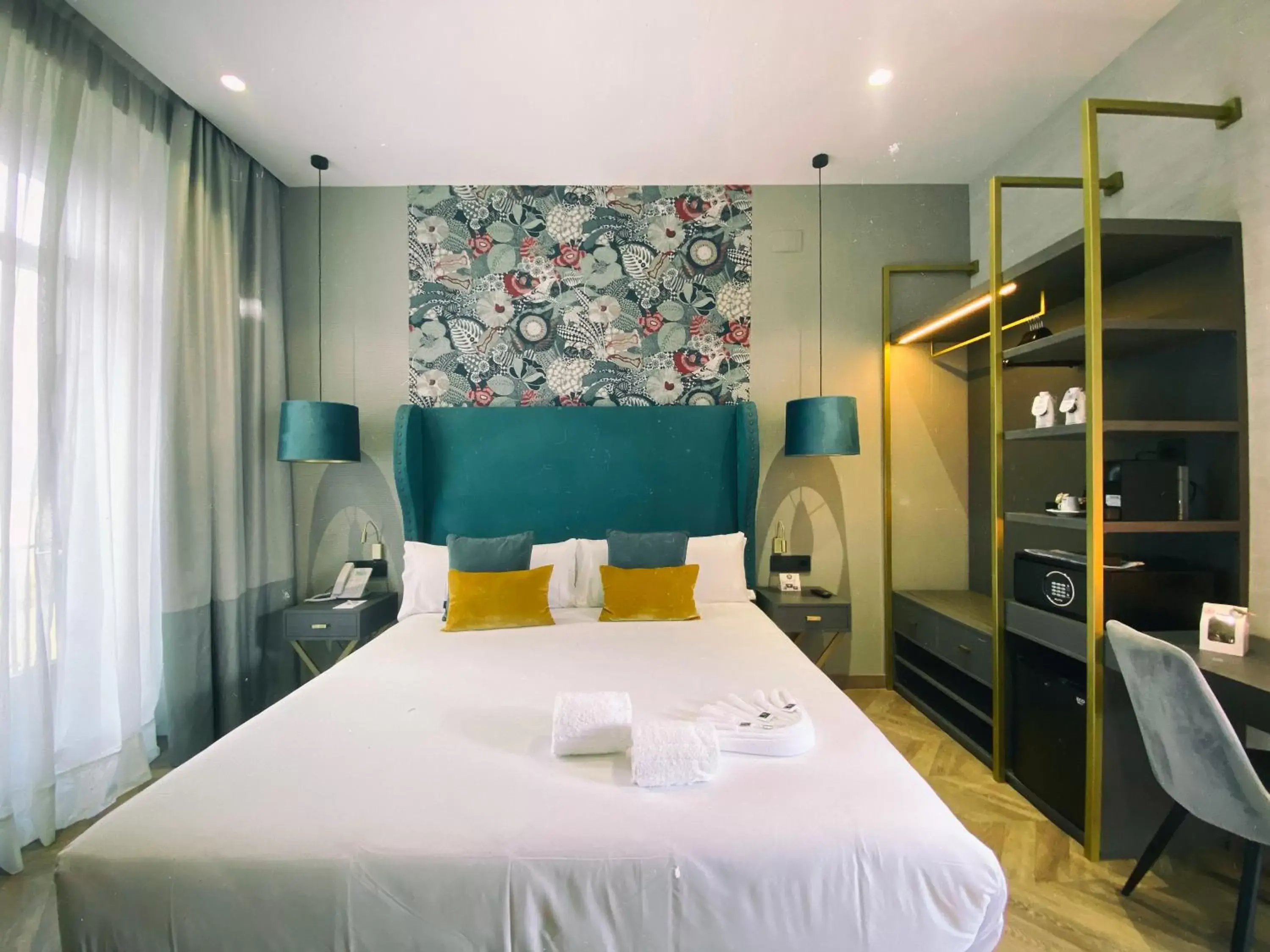 Habitación doble con parking - 1 o 2 camas in Soho Boutique Sevilla Habitación doble con parking - 1 o 2 camas in Soho Boutique Sevilla