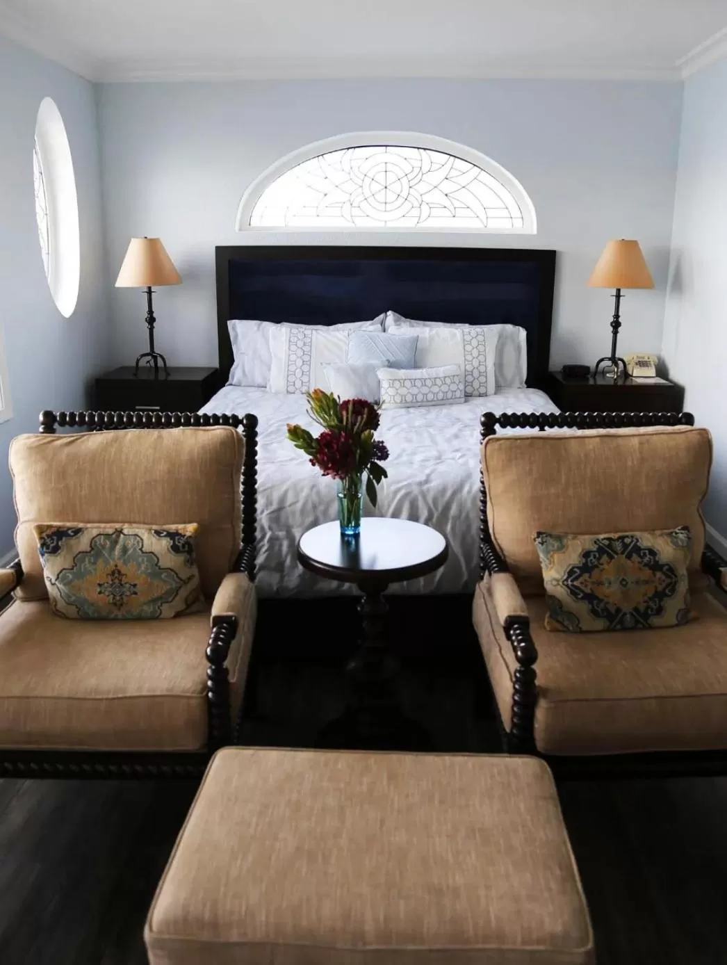 Guests, Seating Area in Hotel Breakers