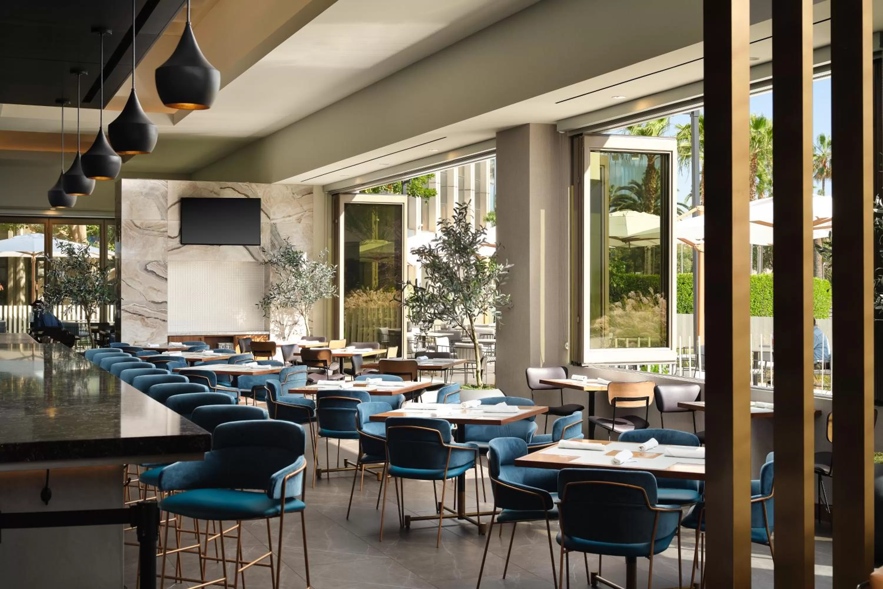 Restaurant/places to eat in Hyatt House LAX Century Blvd