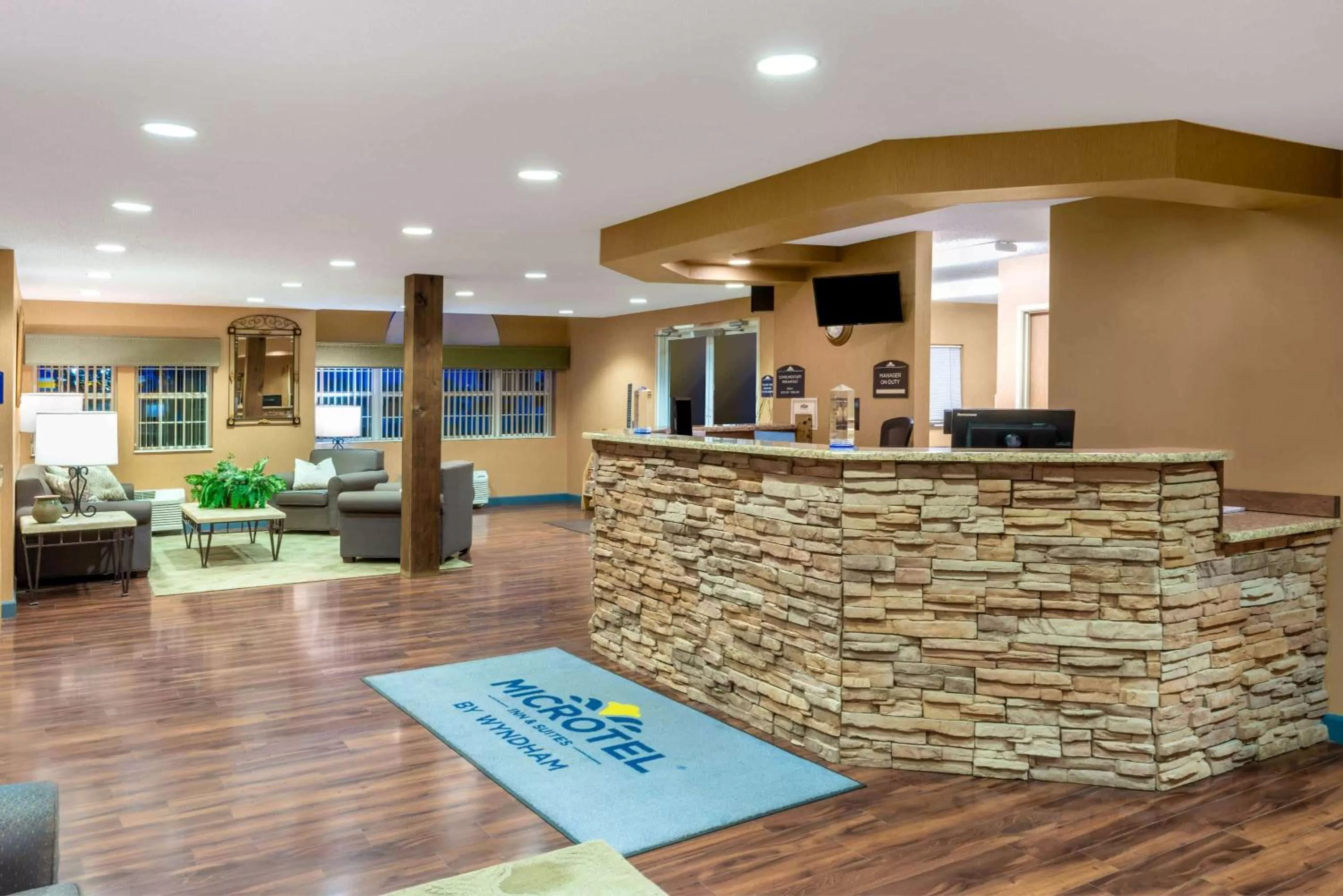 Lobby or reception in Microtel Inn & Suites