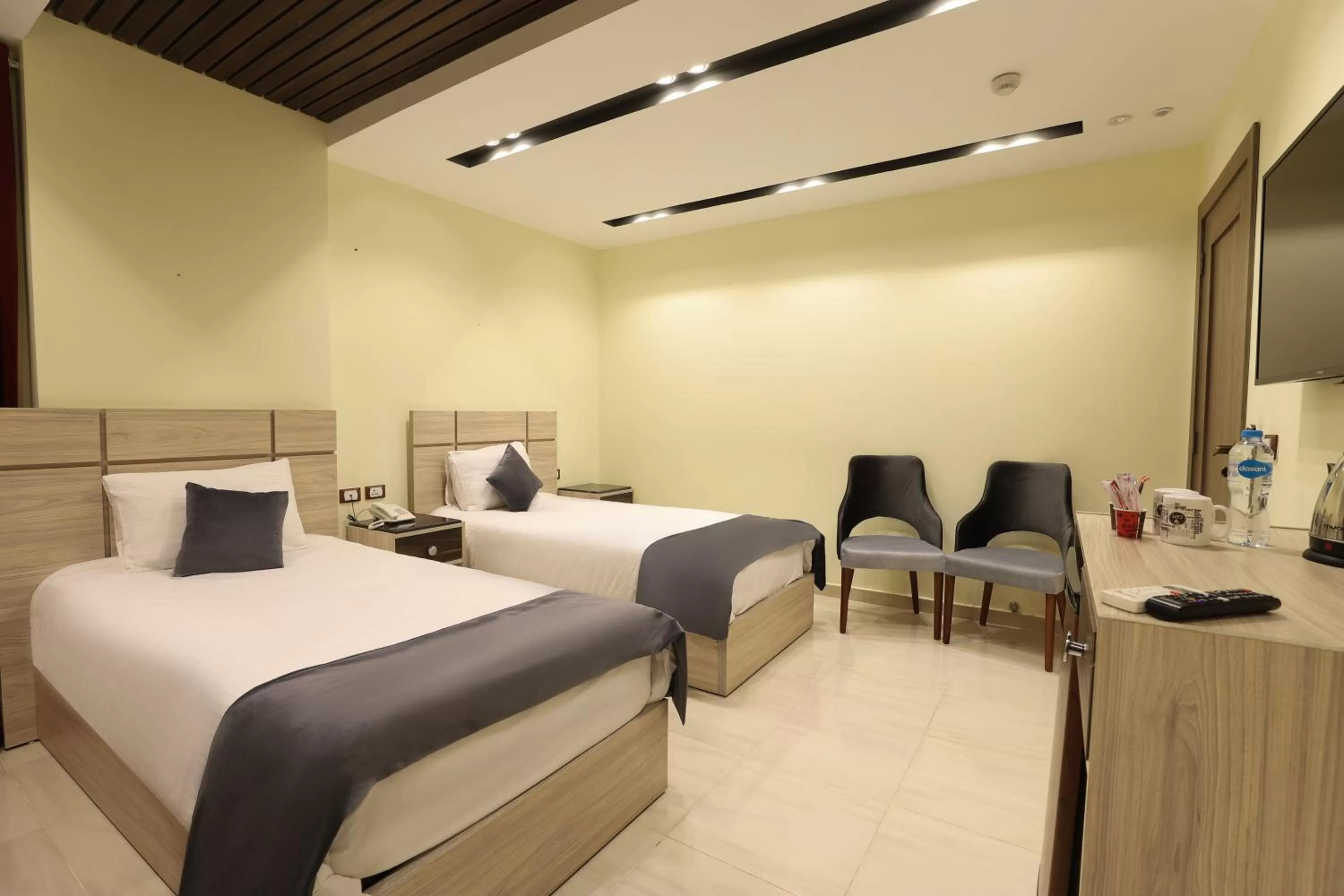 Photo of the whole room in Brothers Pyramids View Hotel