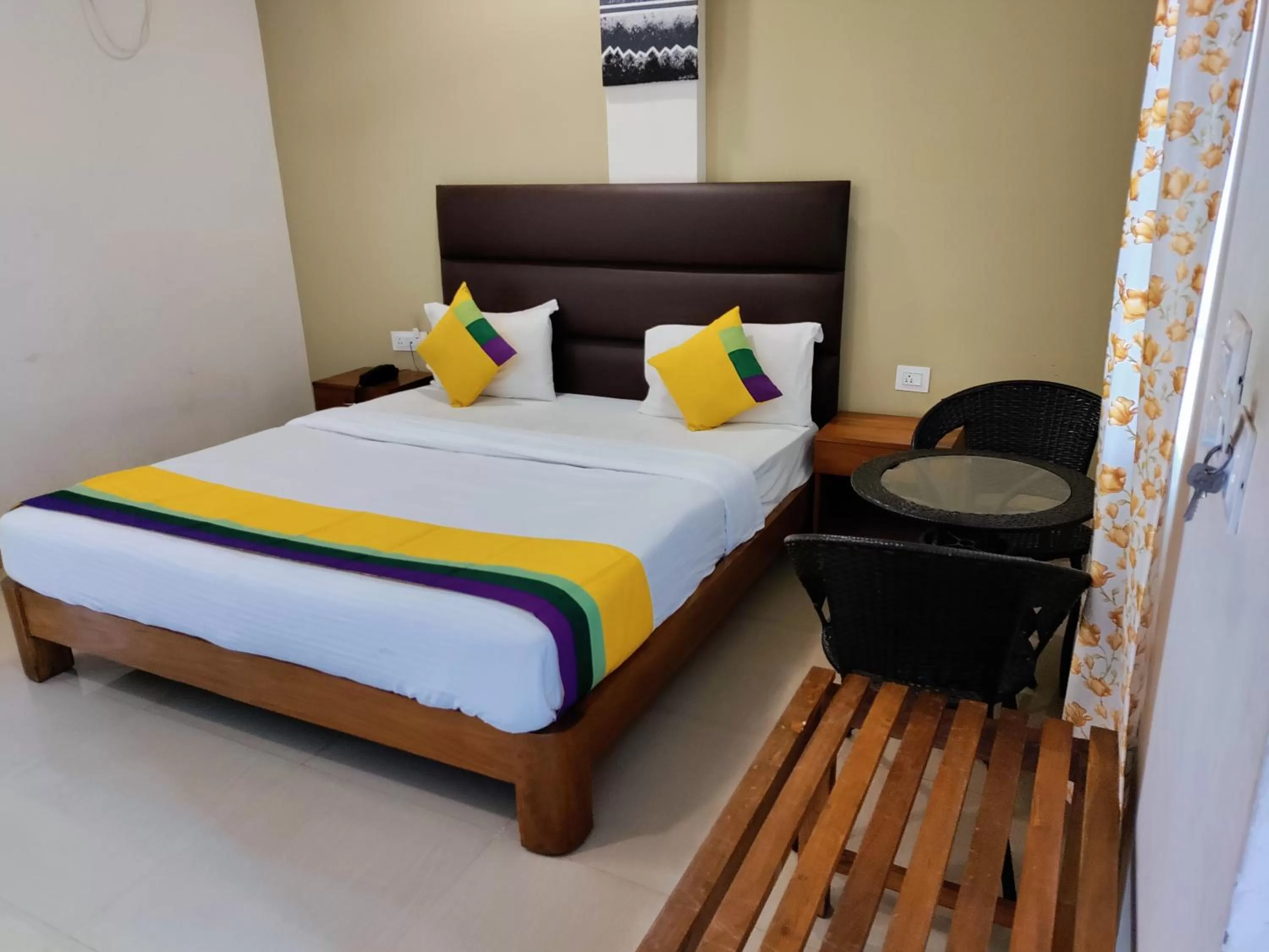 Bed in Itsy By Treebo - Samara Holiday Homes