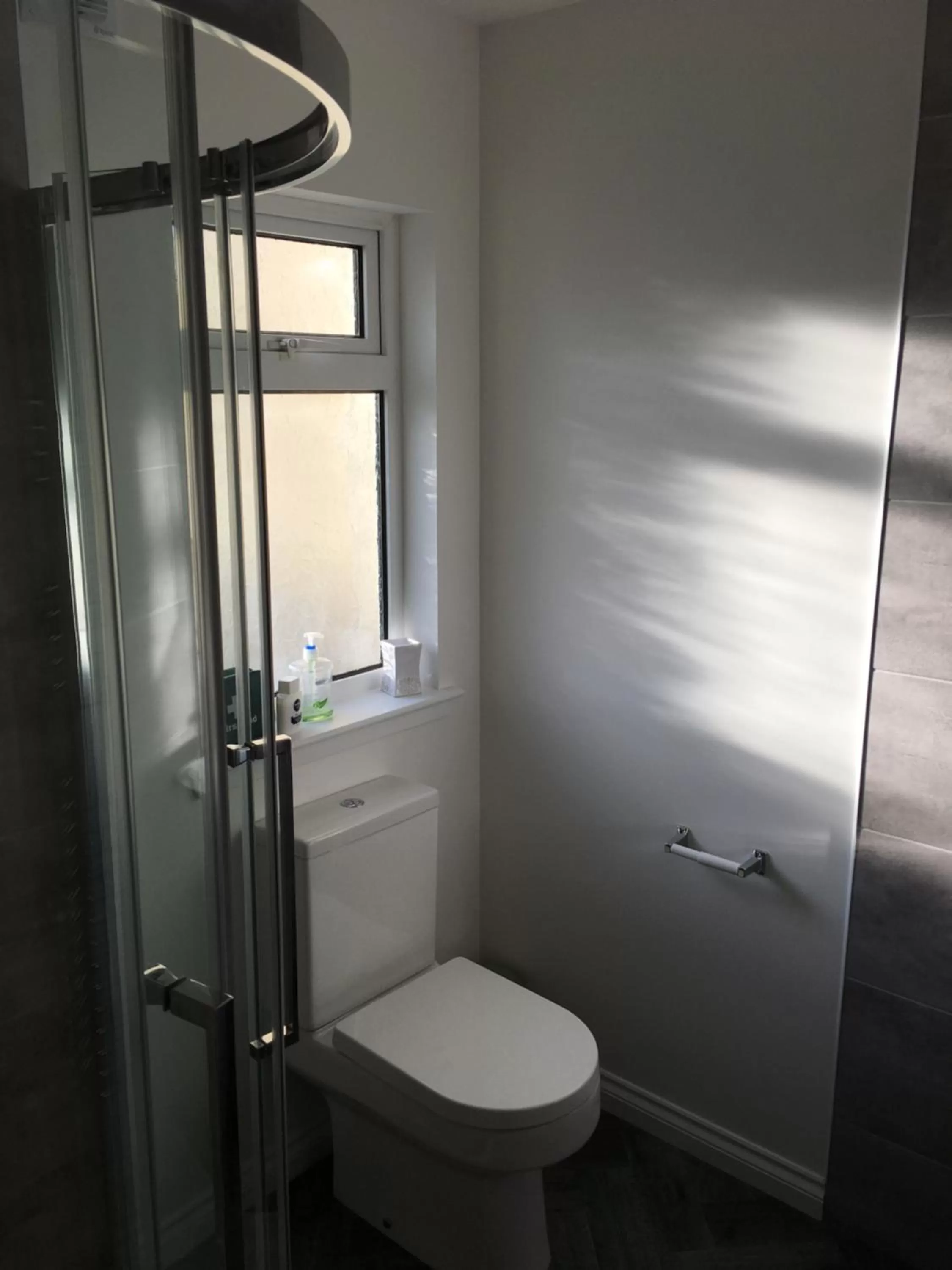 Bathroom in Brecbennoch