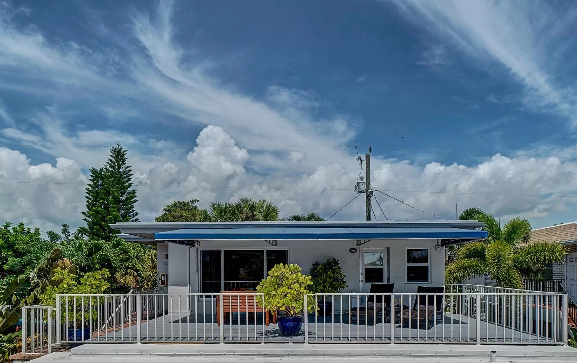 Property building in 4145 By The Sea Inn & Suites