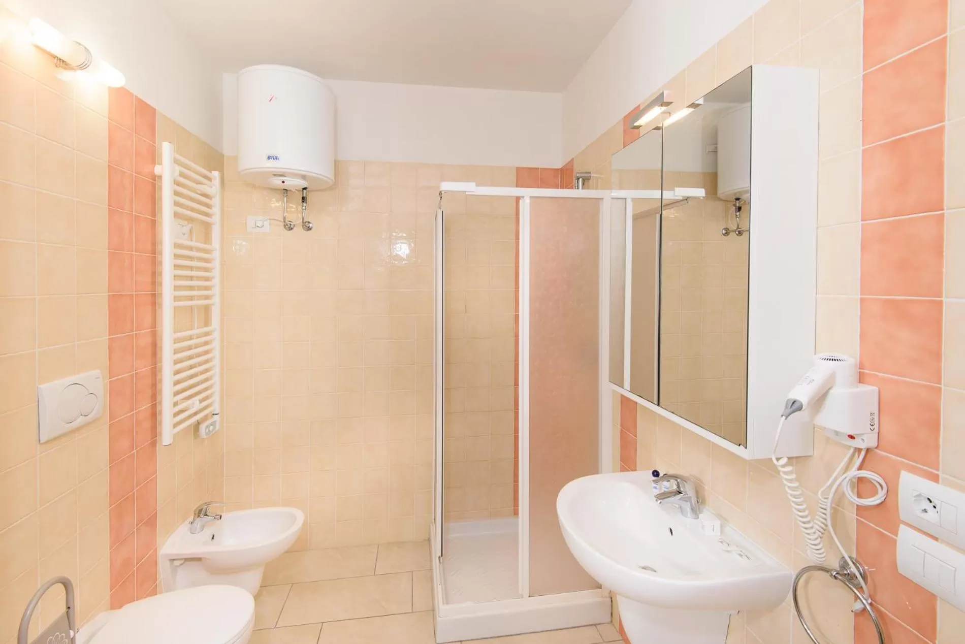 Shower in Residence Marina Salivoli