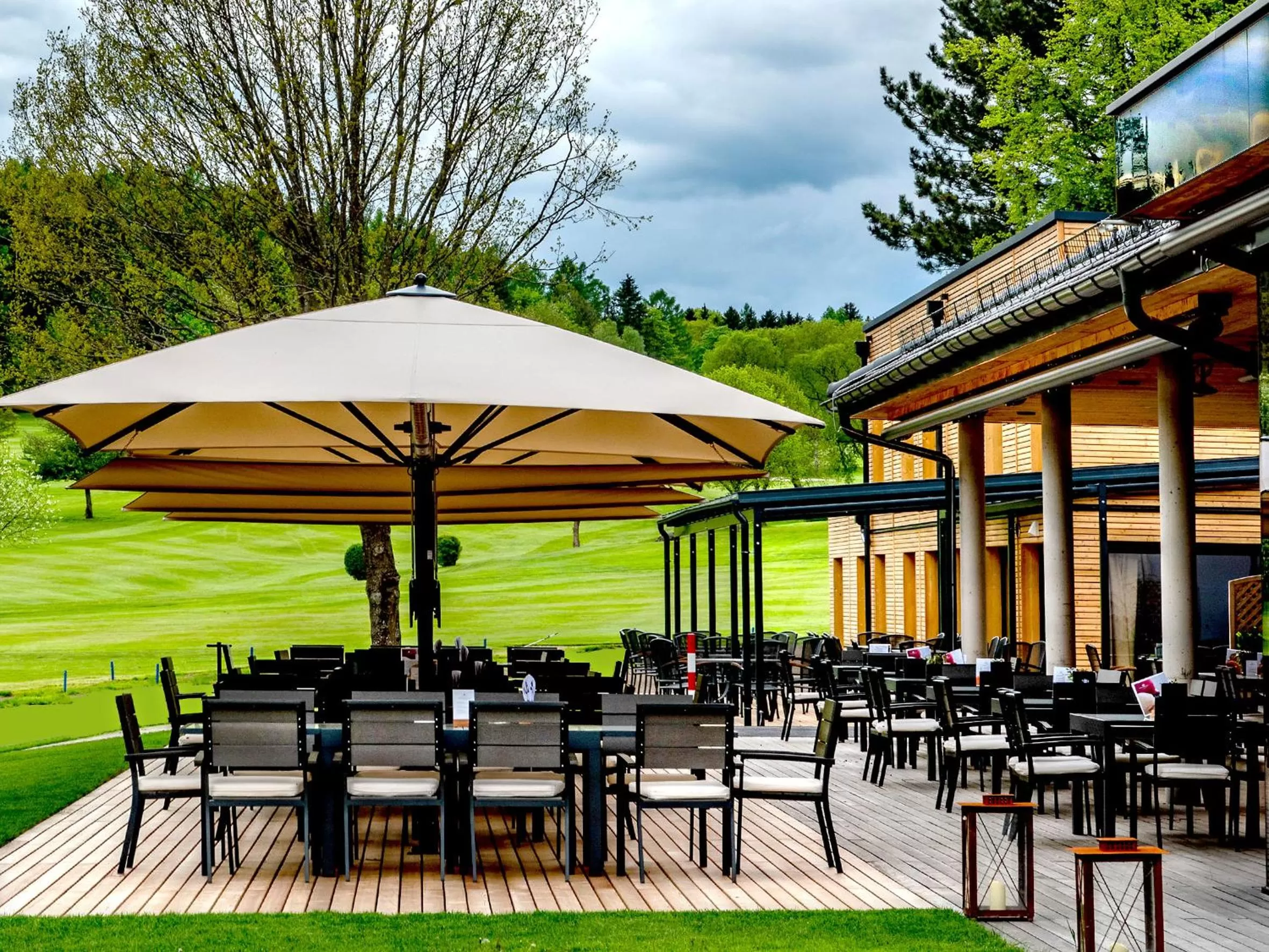 Balcony/Terrace, Restaurant/Places to Eat in Hotel Hausschachen