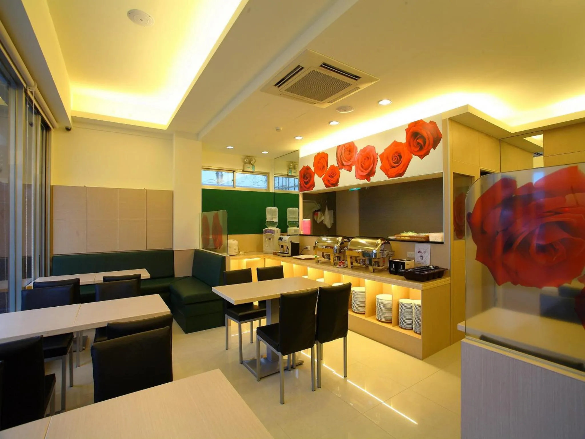 Restaurant/places to eat in Da Shih Hotel