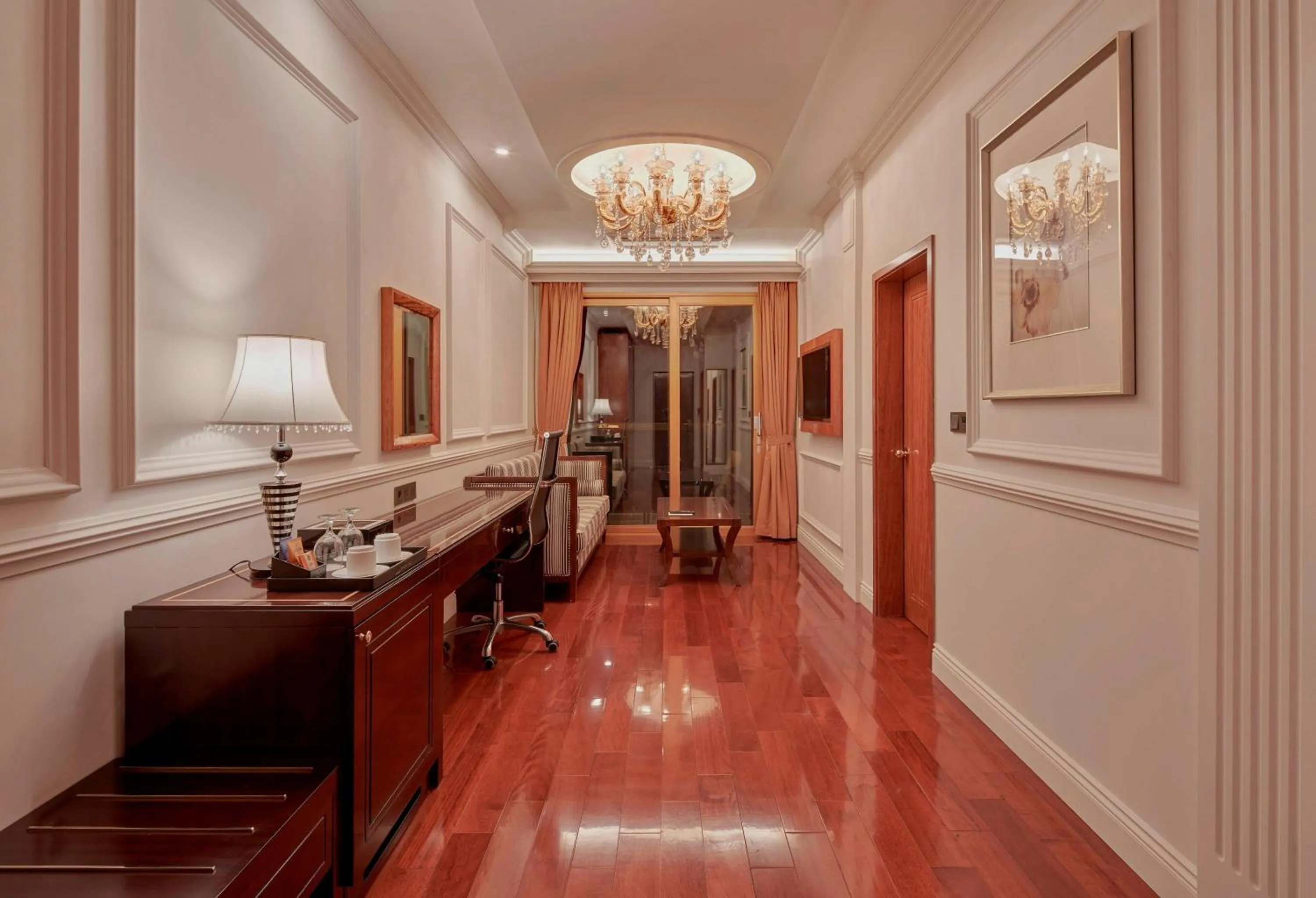 Living room in GoldOne Hotel & Suites