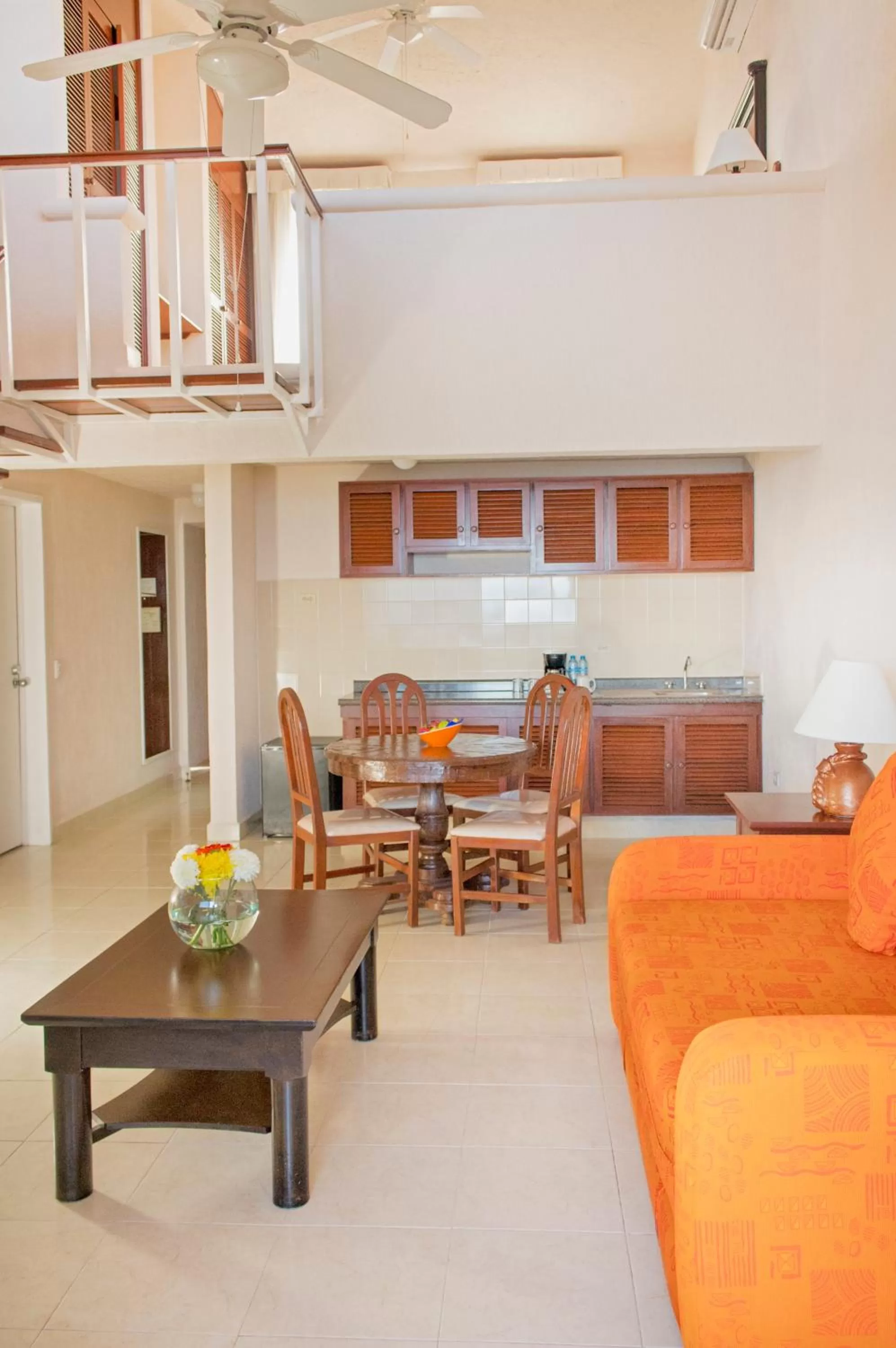 Living room in All Ritmo Cancun Resort & Water Park