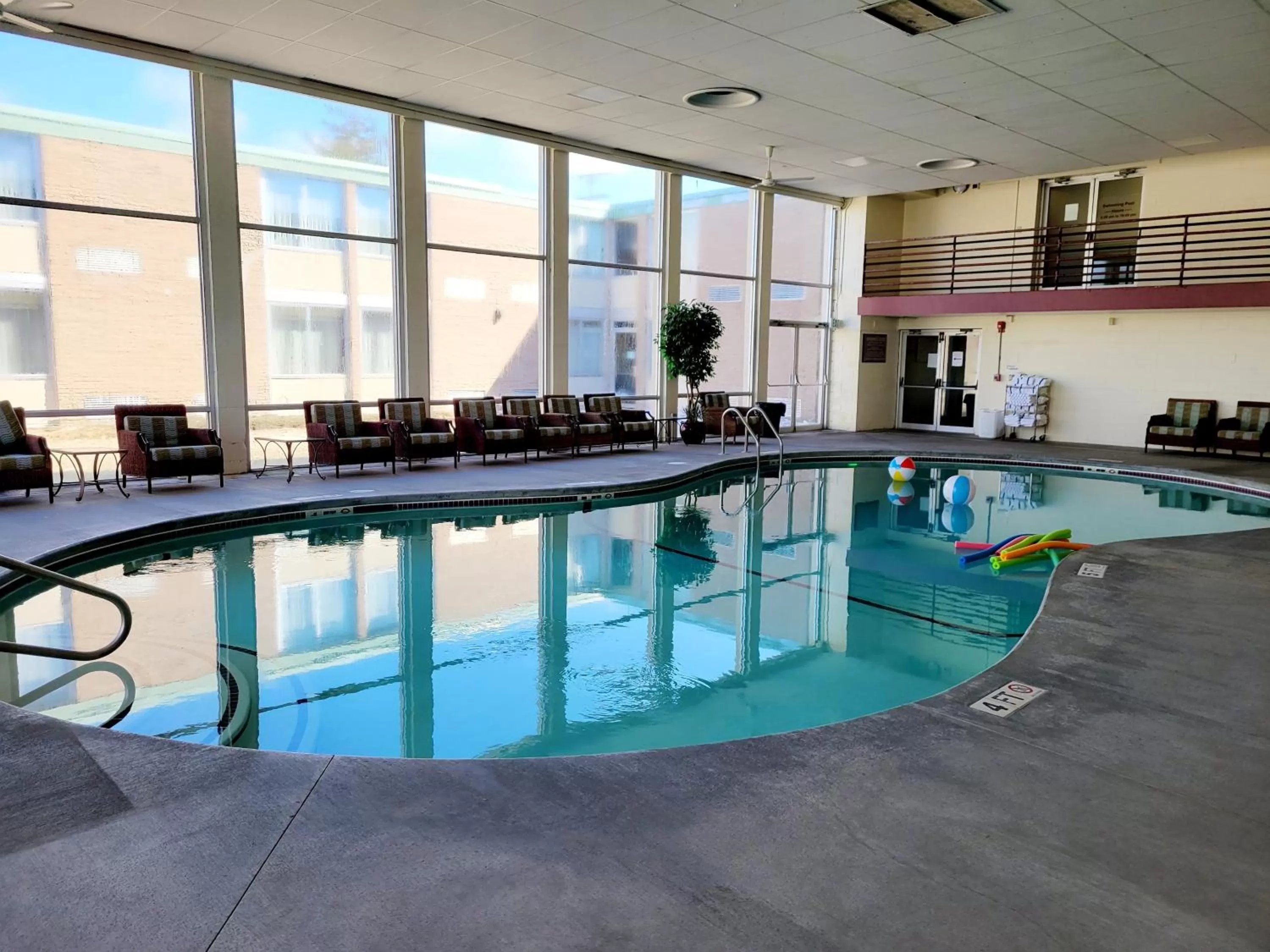 Swimming pool in Bangor Grande Hotel