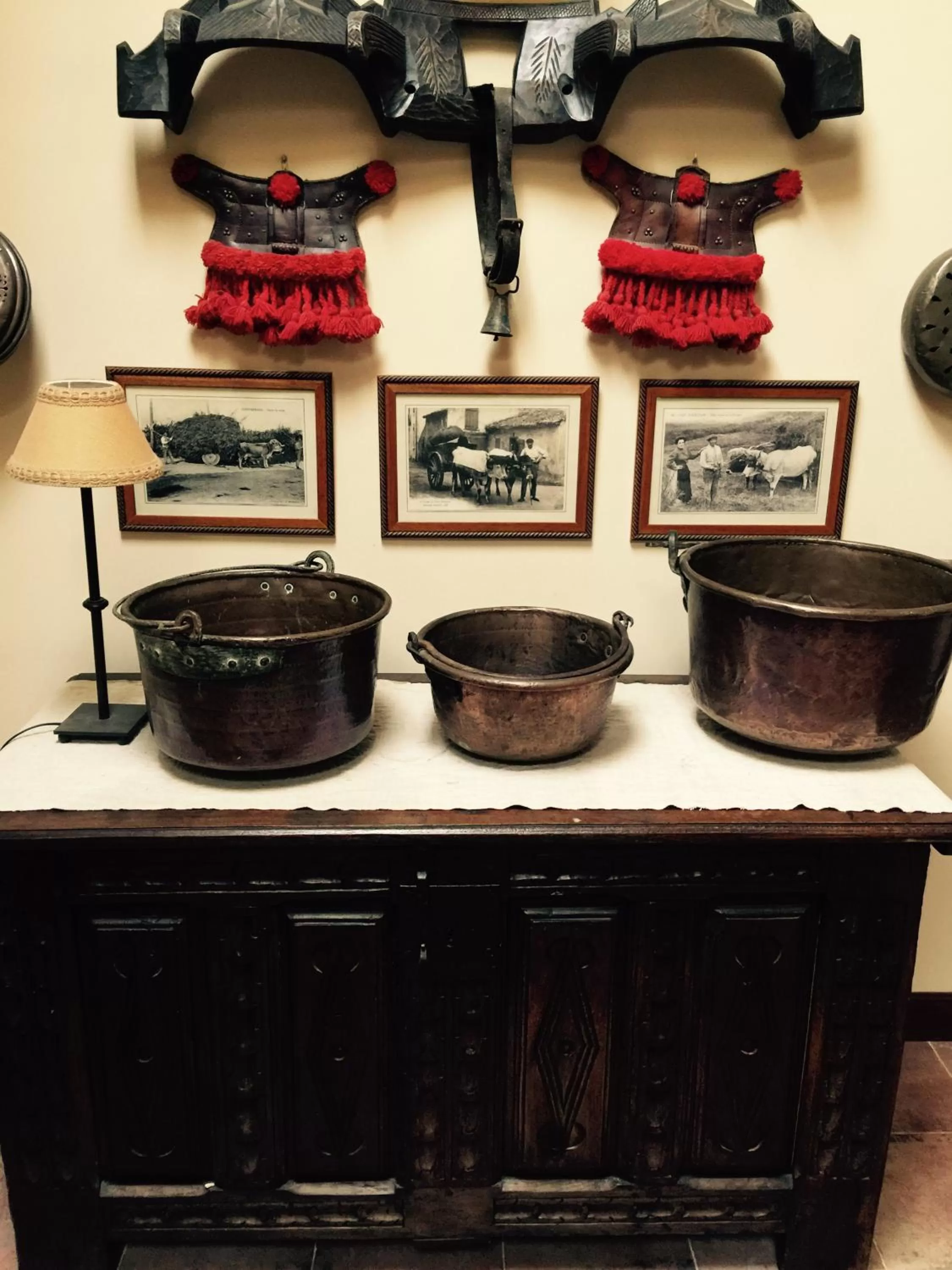 Communal lounge/ TV room in Batzarki