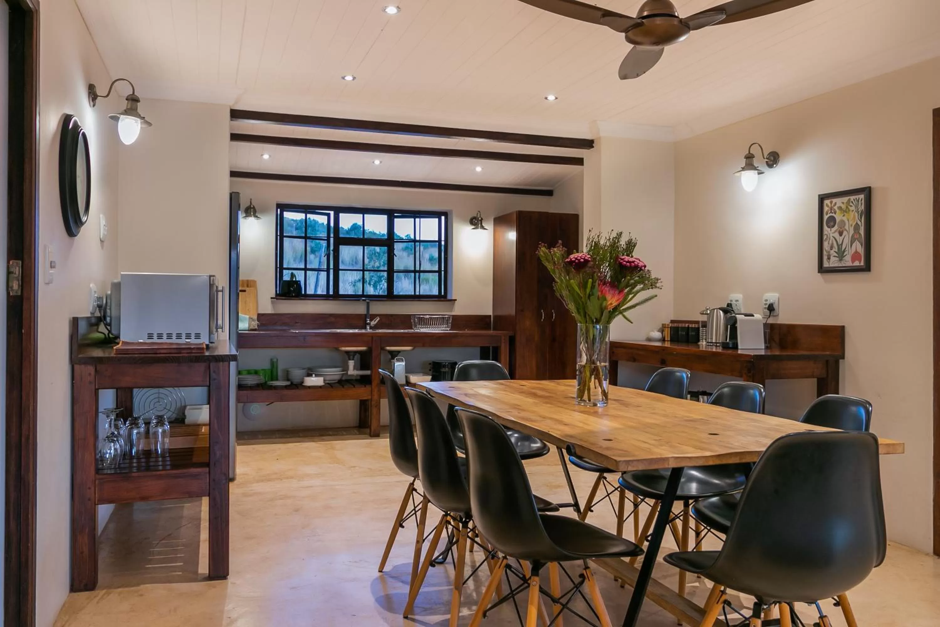 Dining area in Olive Hill Guest House