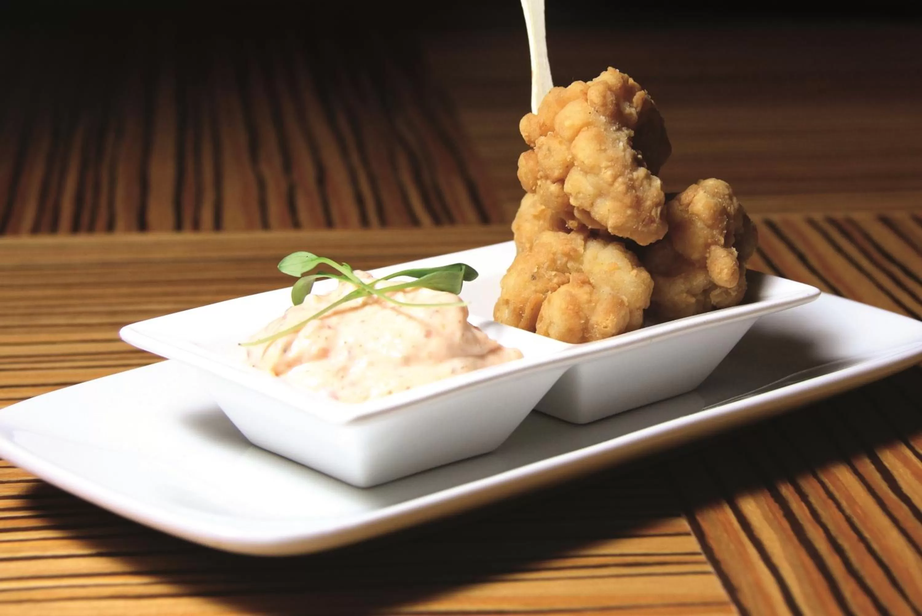 Food and drinks in Cottons Hotel and Spa