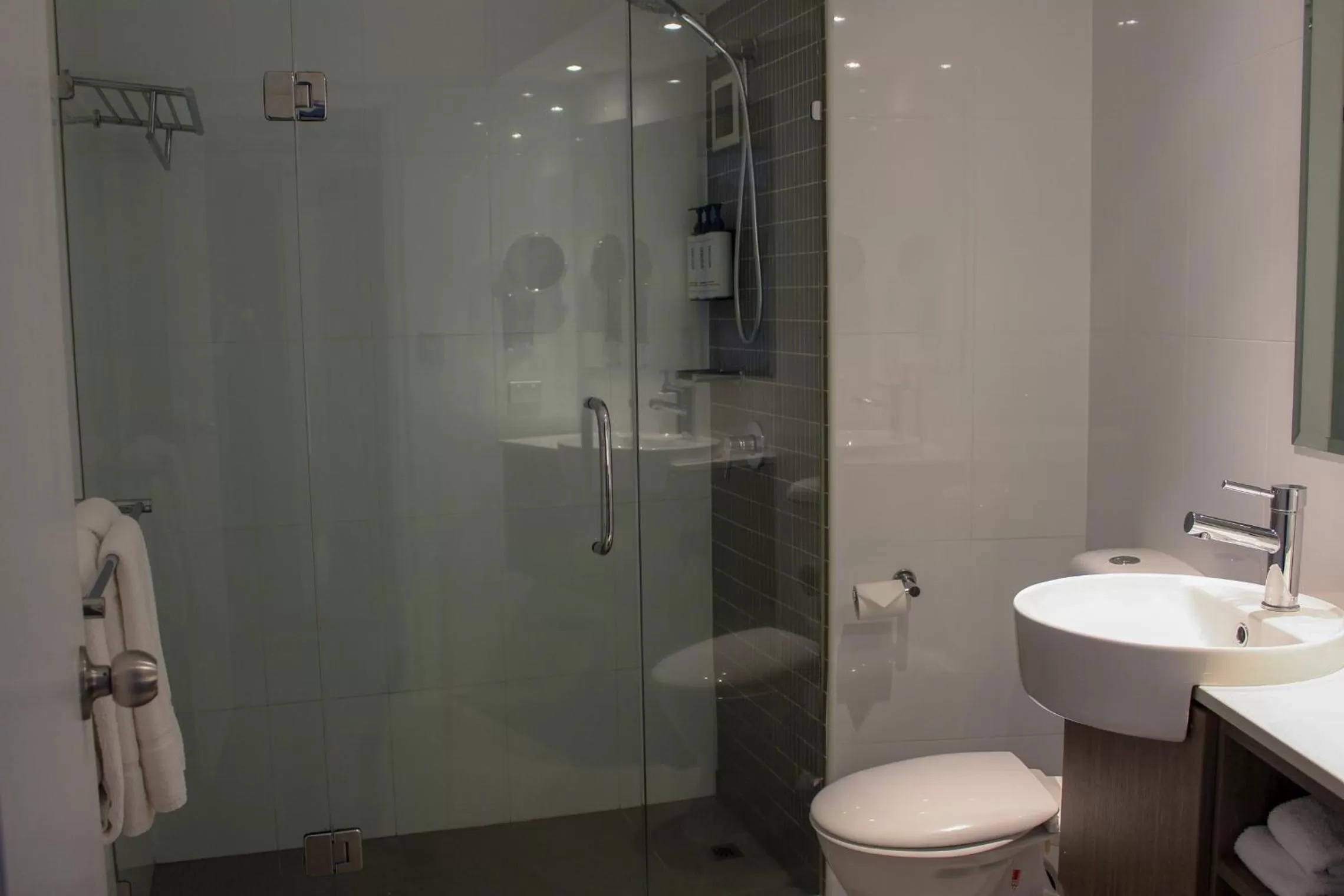 Bathroom in Mercure Brisbane Spring Hill