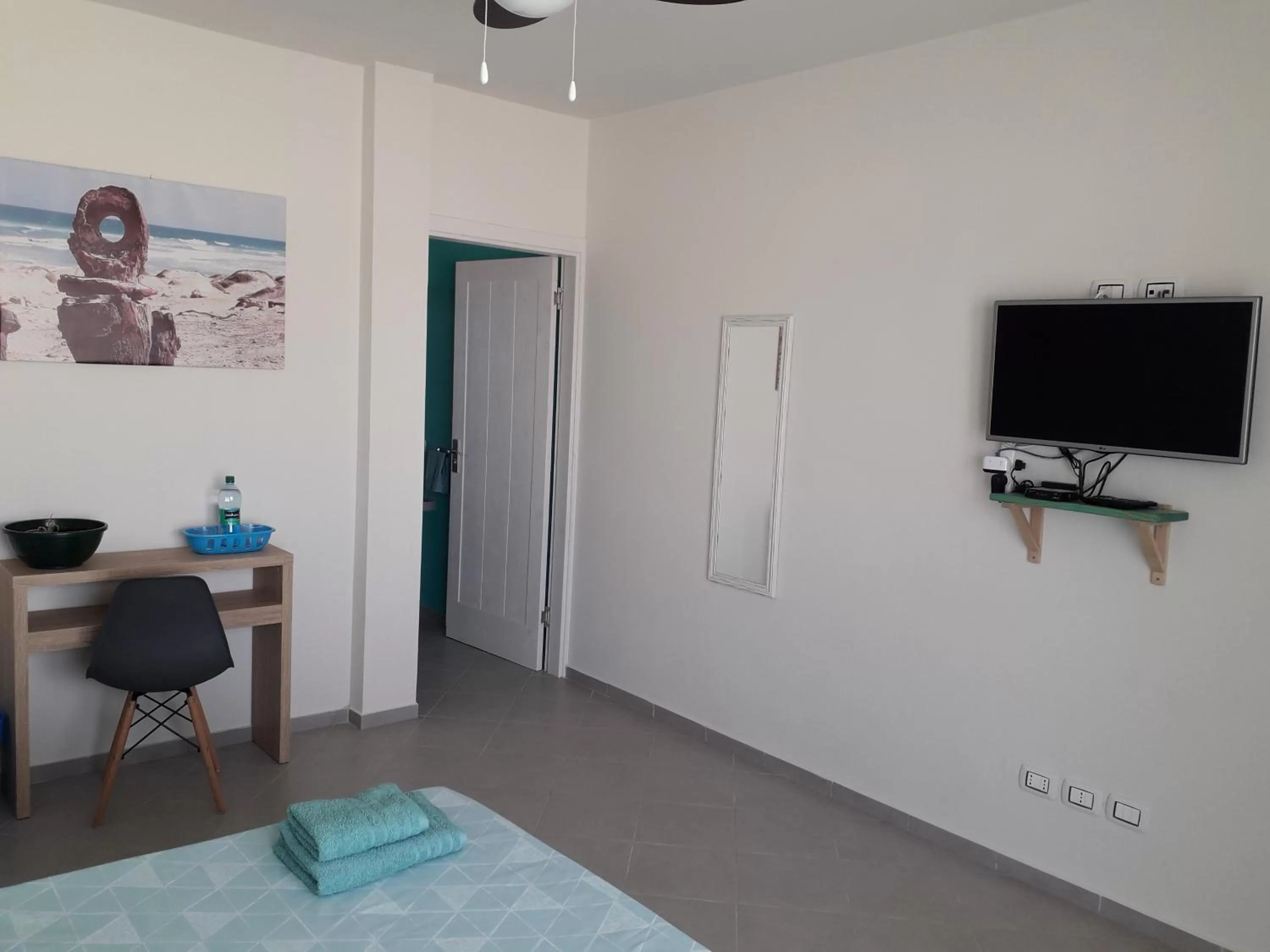 TV and multimedia, Bed in B&B Sereia Azul Boa Vista