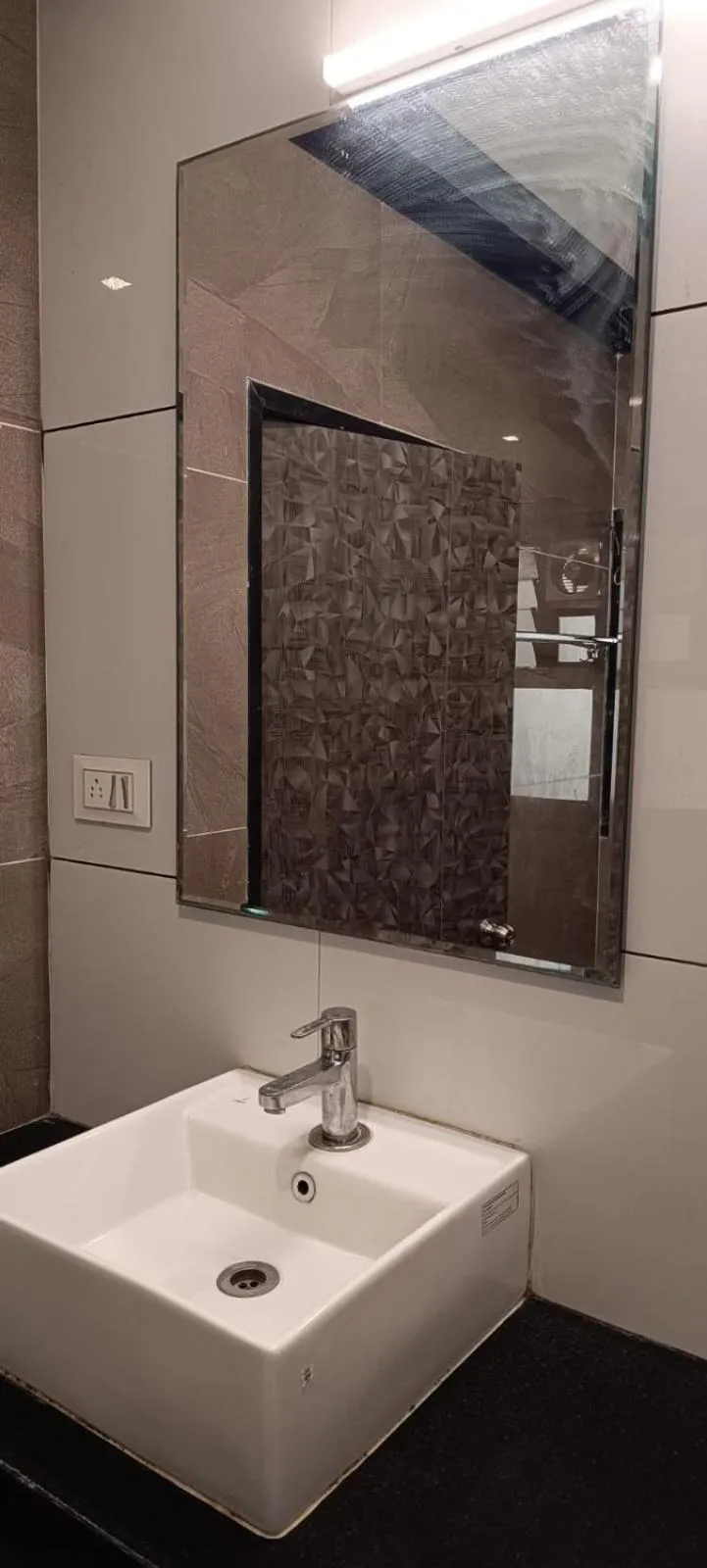 Bathroom in Hotel Shree MahaLaxmi inn-Couple Friendly