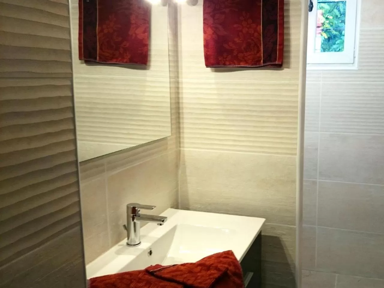 Shower in Le Clos Chez Michel