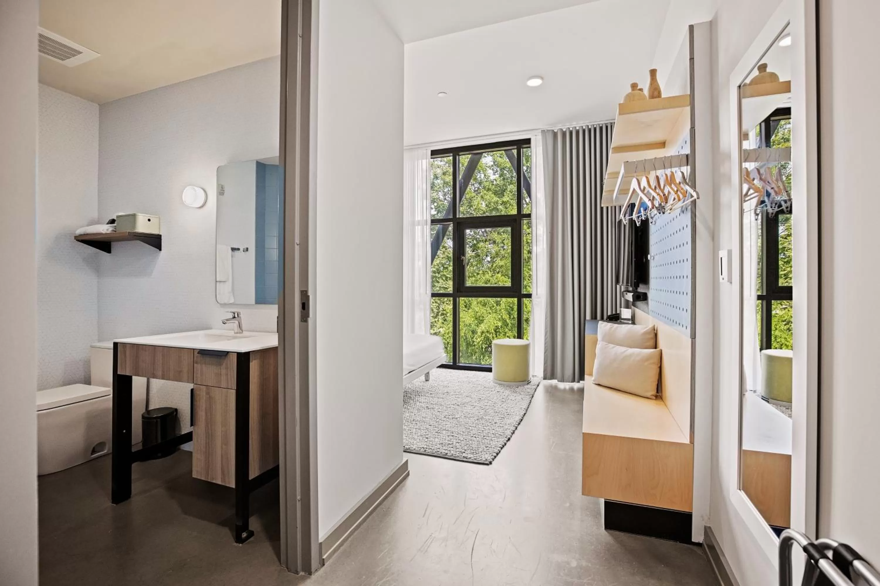 Photo of the whole room, Bed in Harthall Hotel