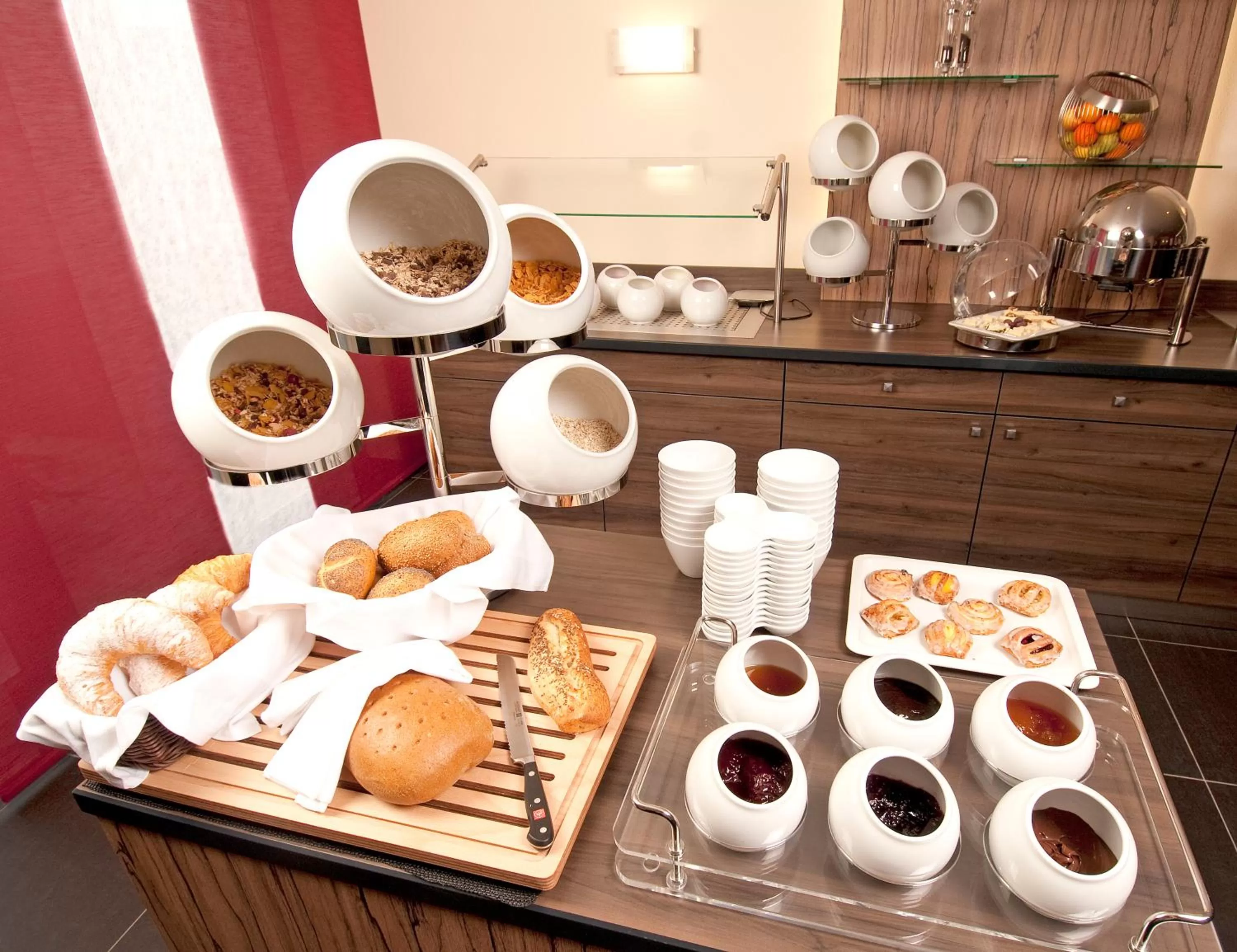 Restaurant/places to eat in Altstadthotel Guesthouse Die Galerie