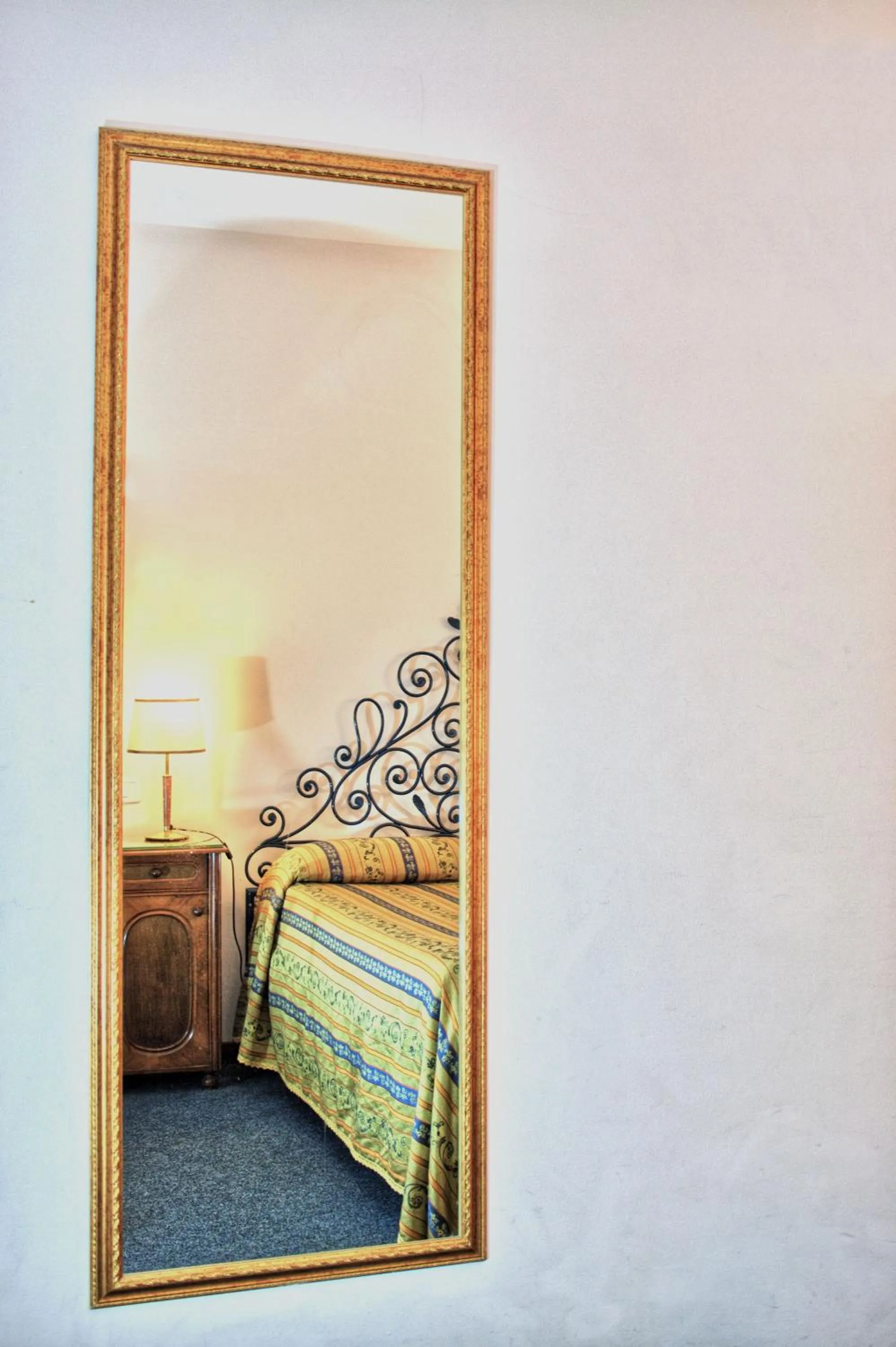 Bed in Hotel Torcolo "Residenze del Cuore"