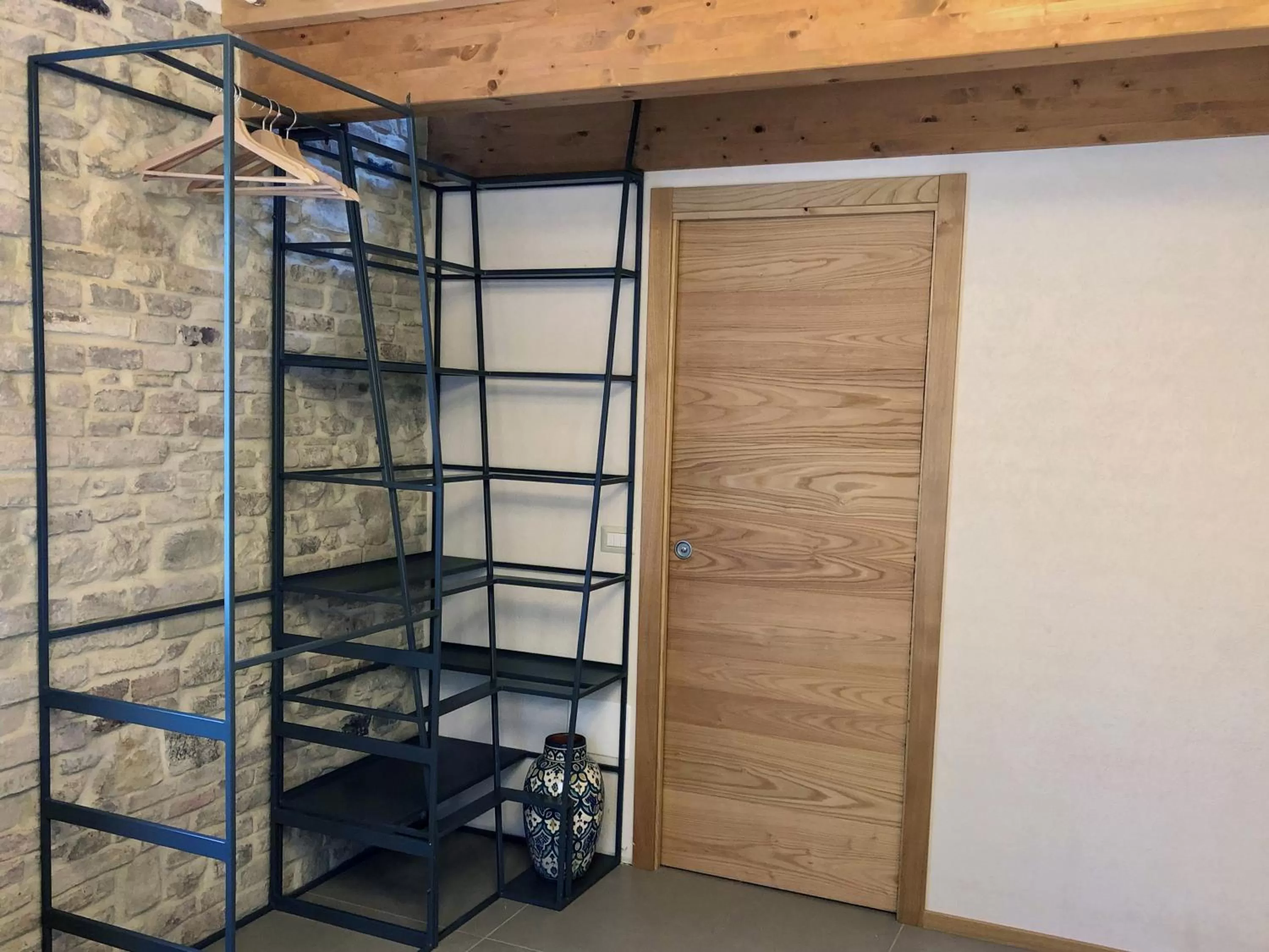 Photo of the whole room in Dai Ventu