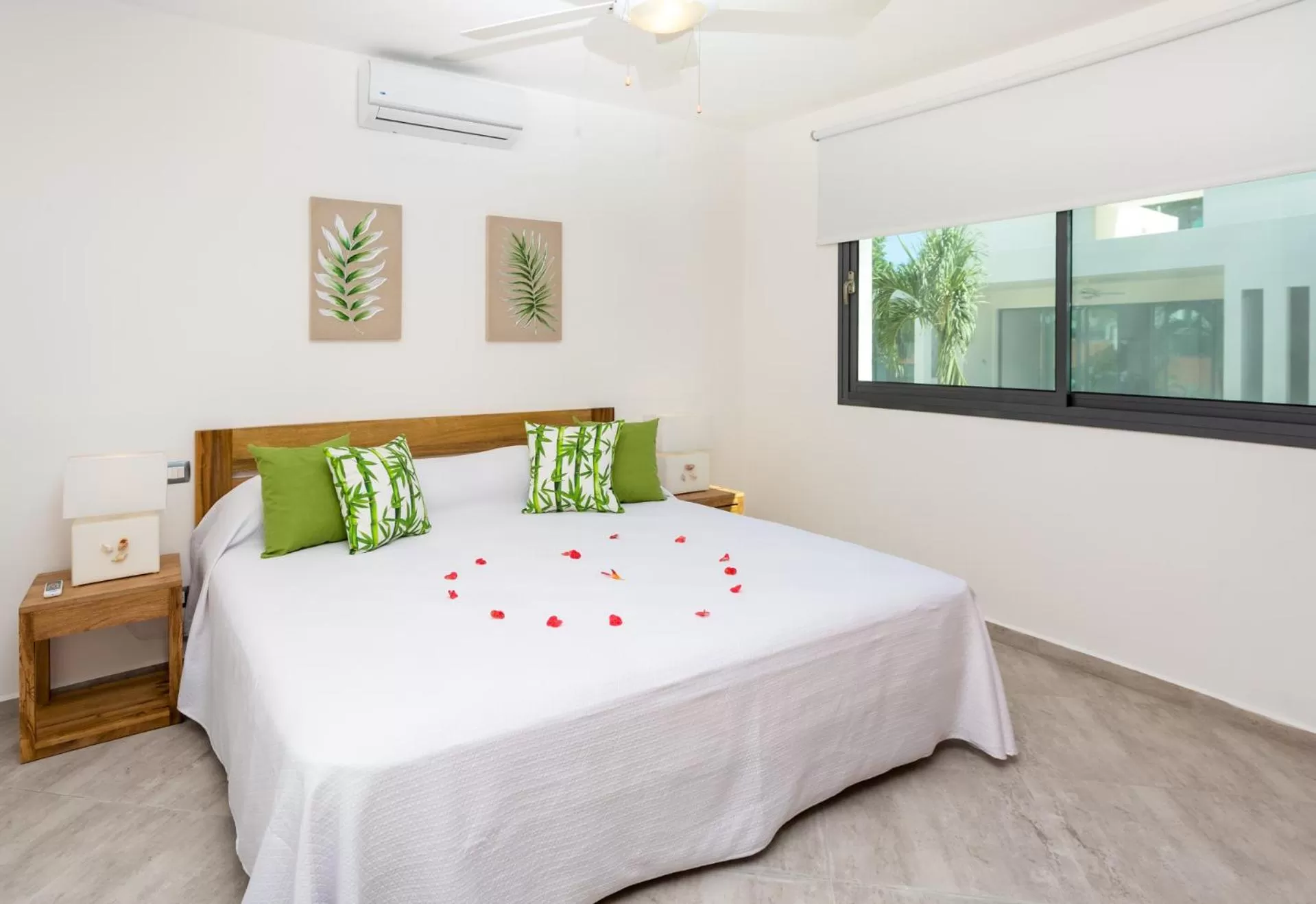 Bedroom, Bed in Louisa Aparthotel