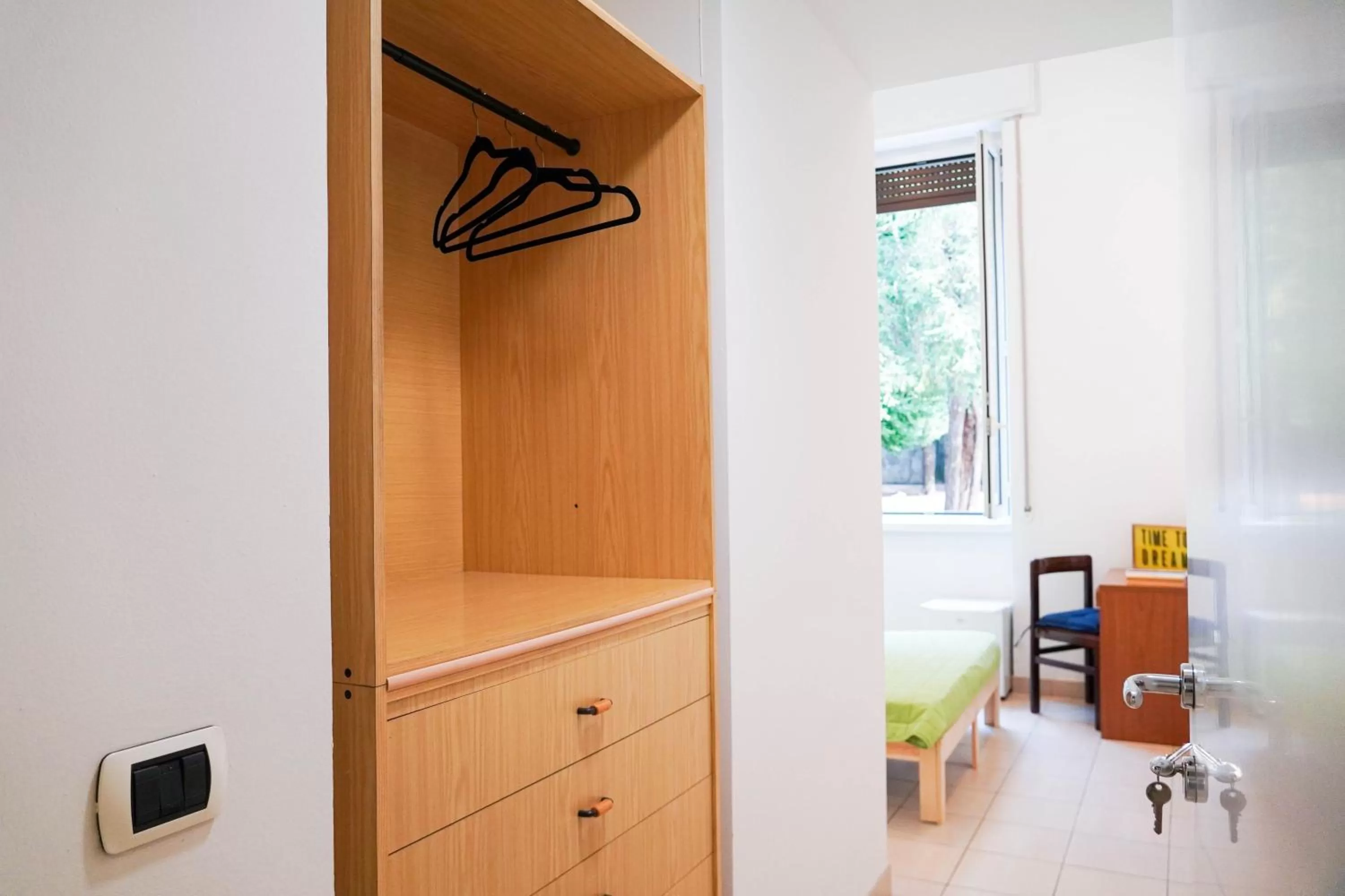 wardrobe in CiaoMi - Hostel & Long Stay - Milano Niguarda & Bicocca