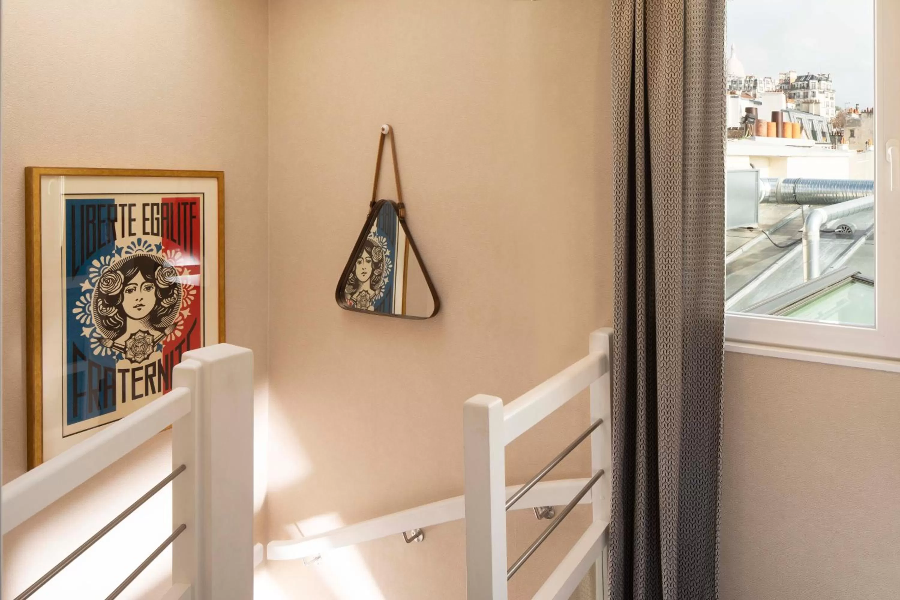 Hôtel des Arts Montmartre