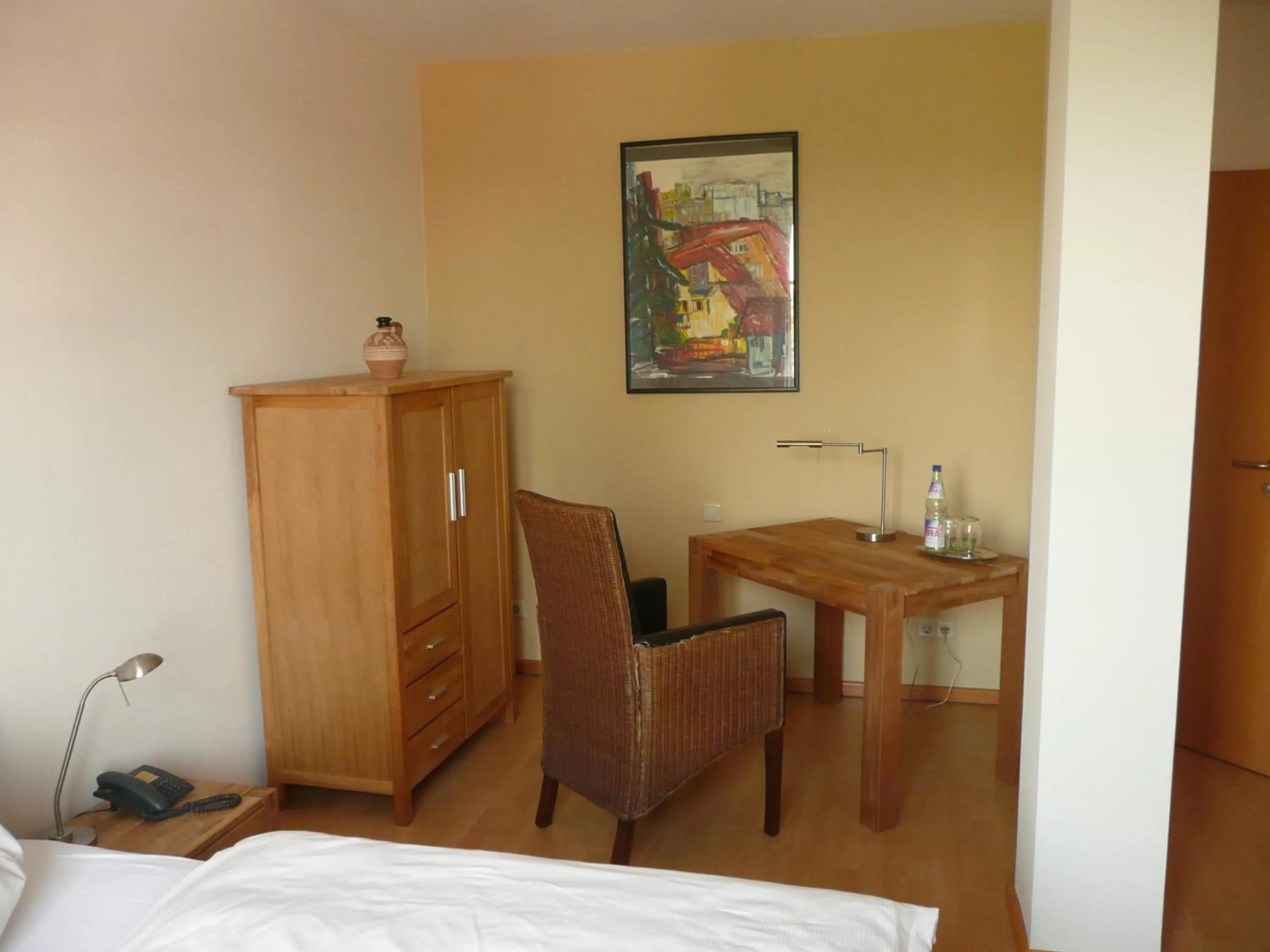 Photo of the whole room, Bed in Hotel im Kavalierhaus