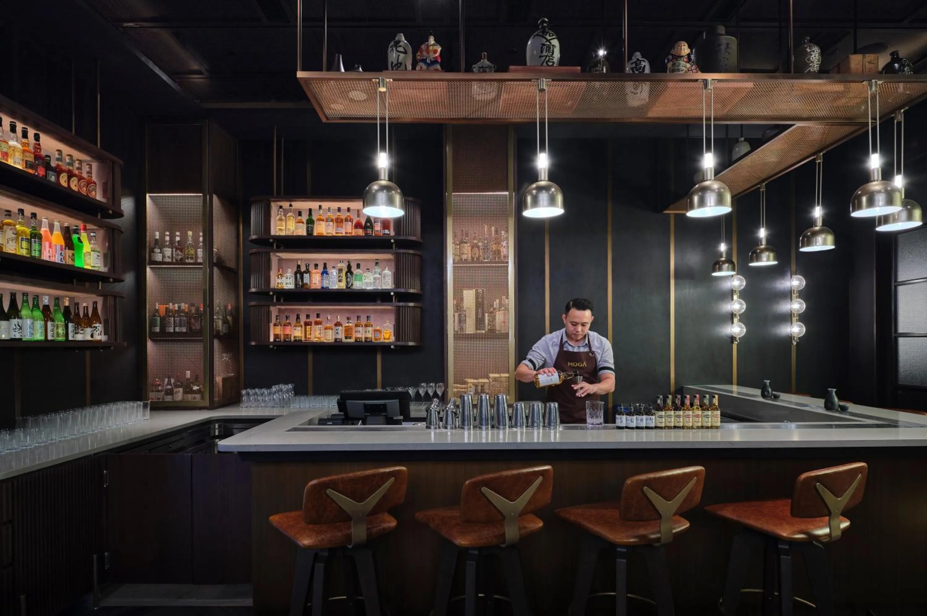 Restaurant/places to eat in Pullman Singapore Hill Street