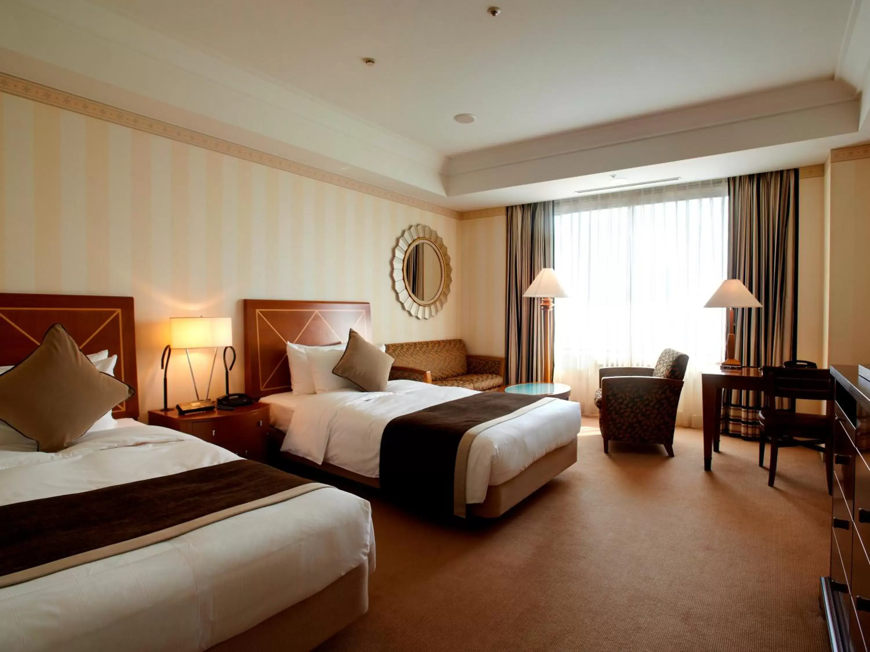 Superior Twin Room - Non-Smoking - River View in Imperial Hotel Osaka Superior Twin Room - Non-Smoking - River View in Imperial Hotel Osaka