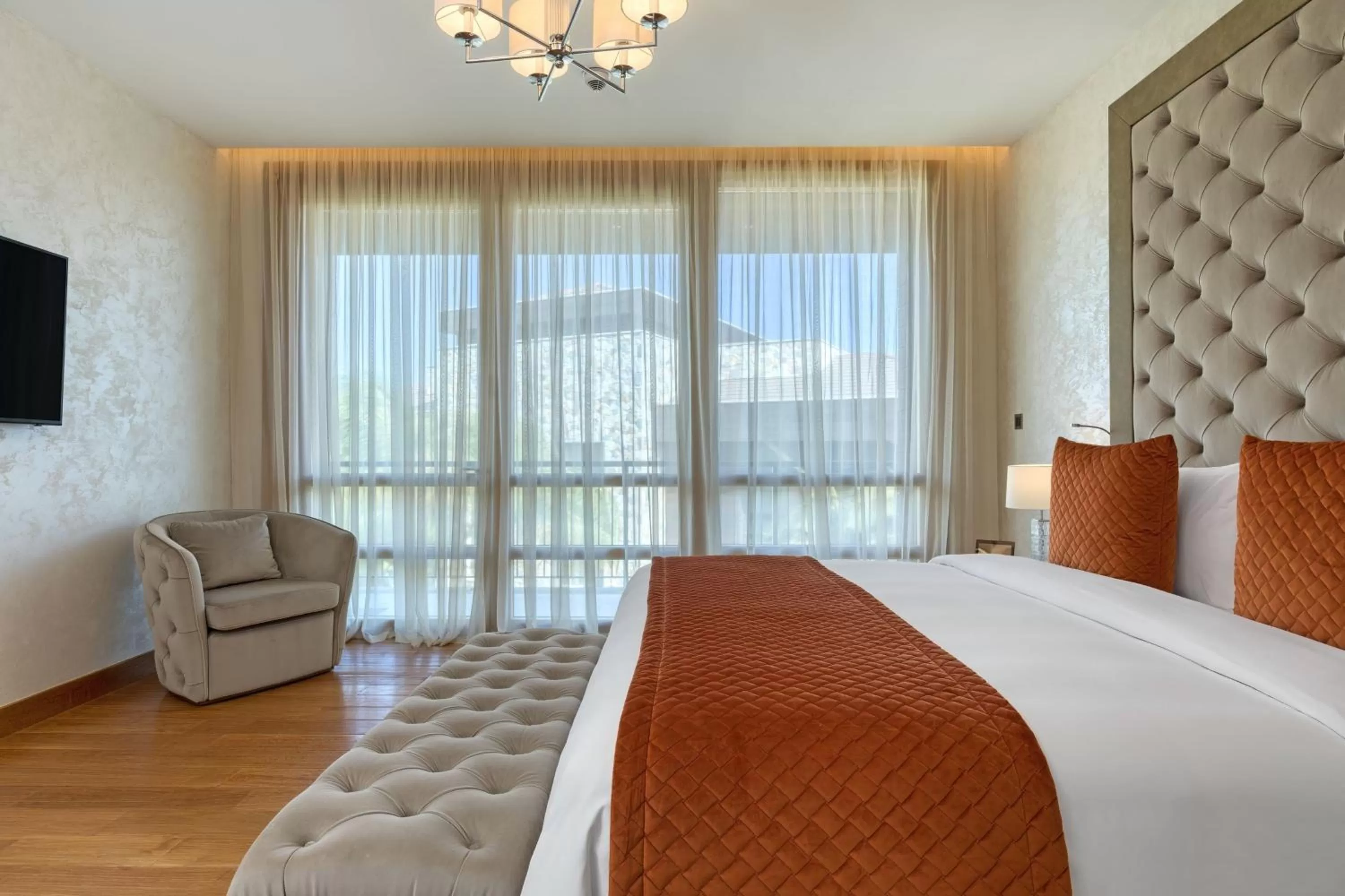 Bedroom, Bed in Parklane, a Luxury Collection Resort & Spa, Limassol