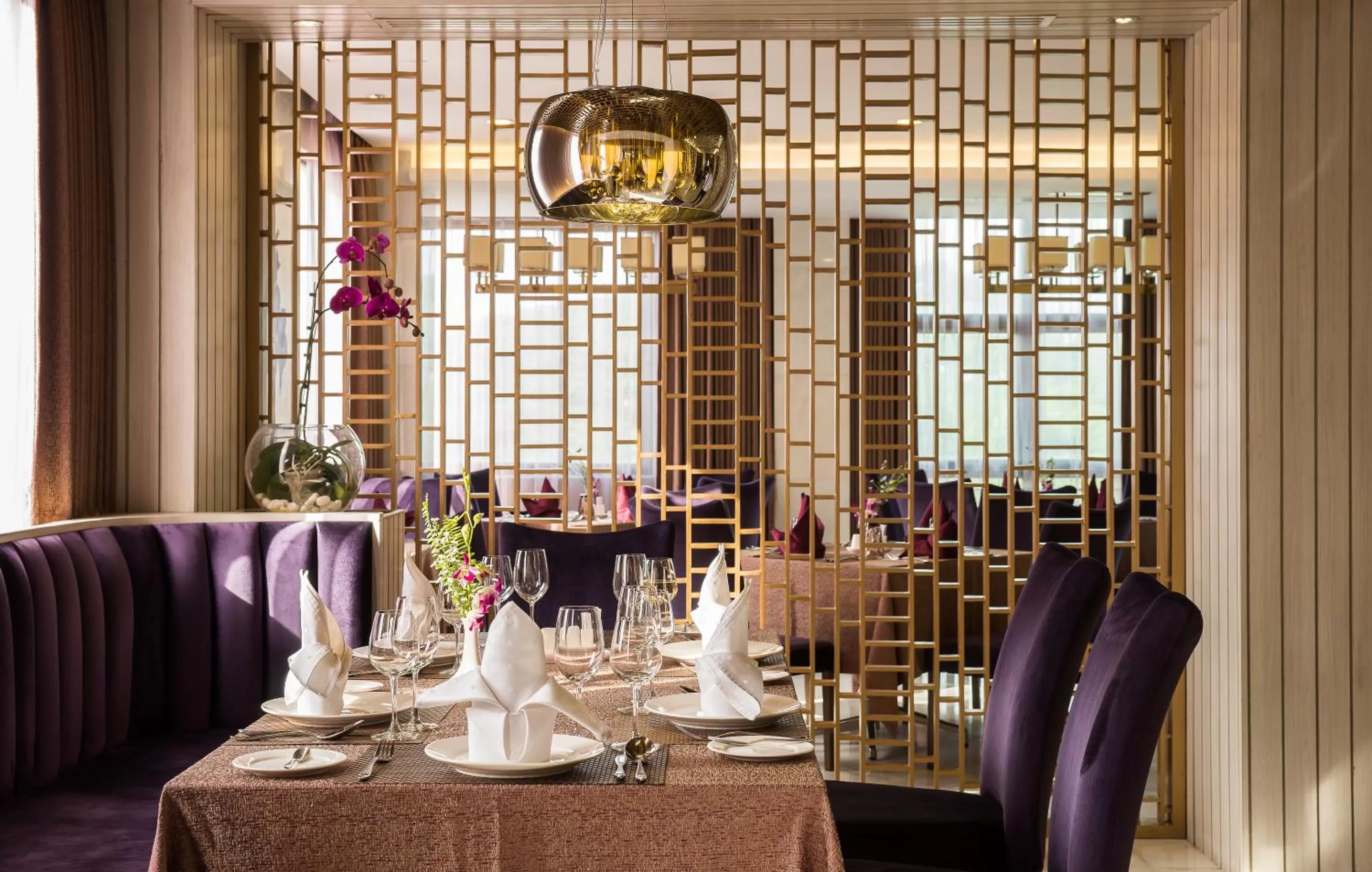 Restaurant/places to eat in Best Western Chinatown Hotel