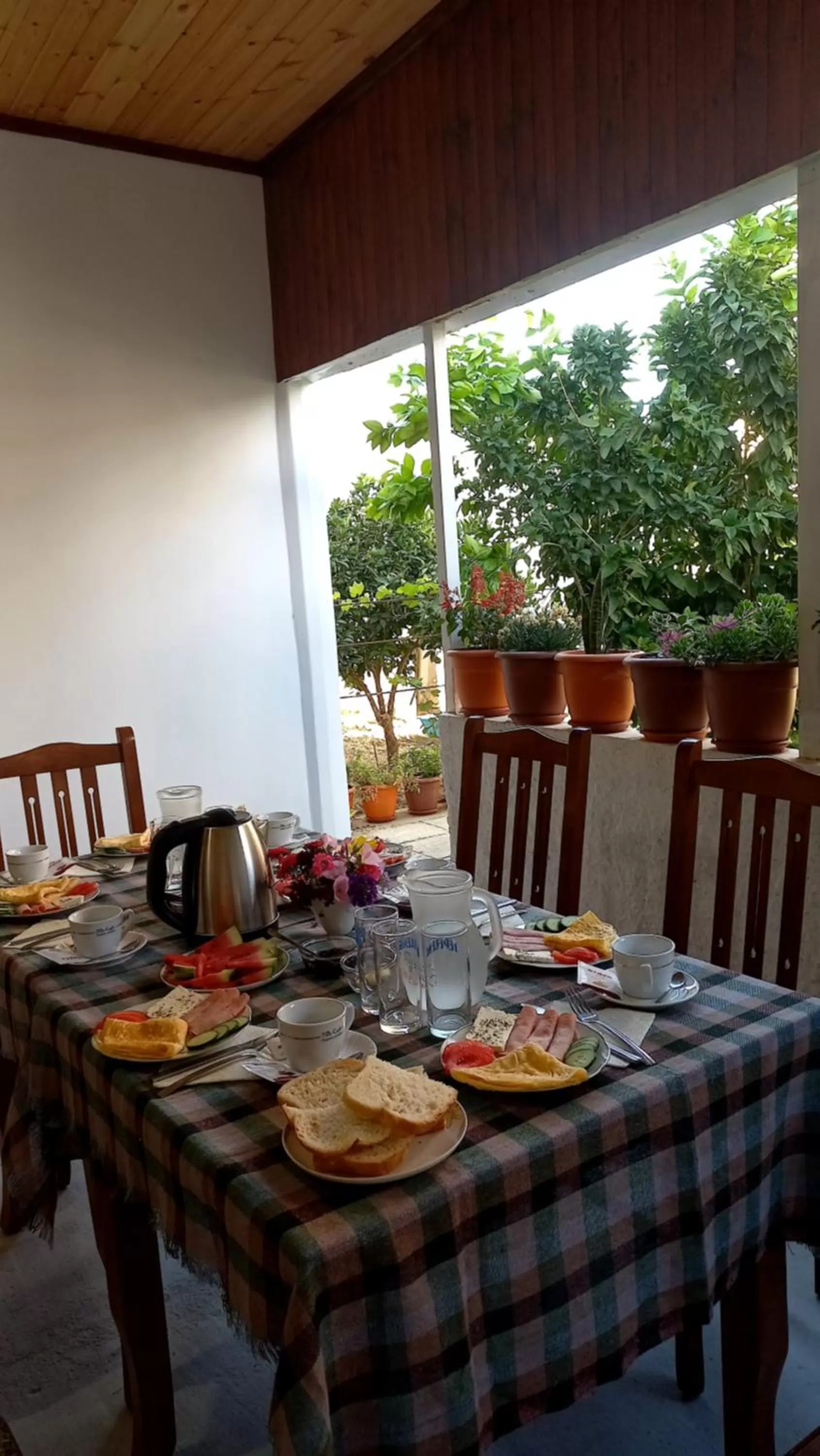 Restaurant/Places to Eat in Villa Oasis