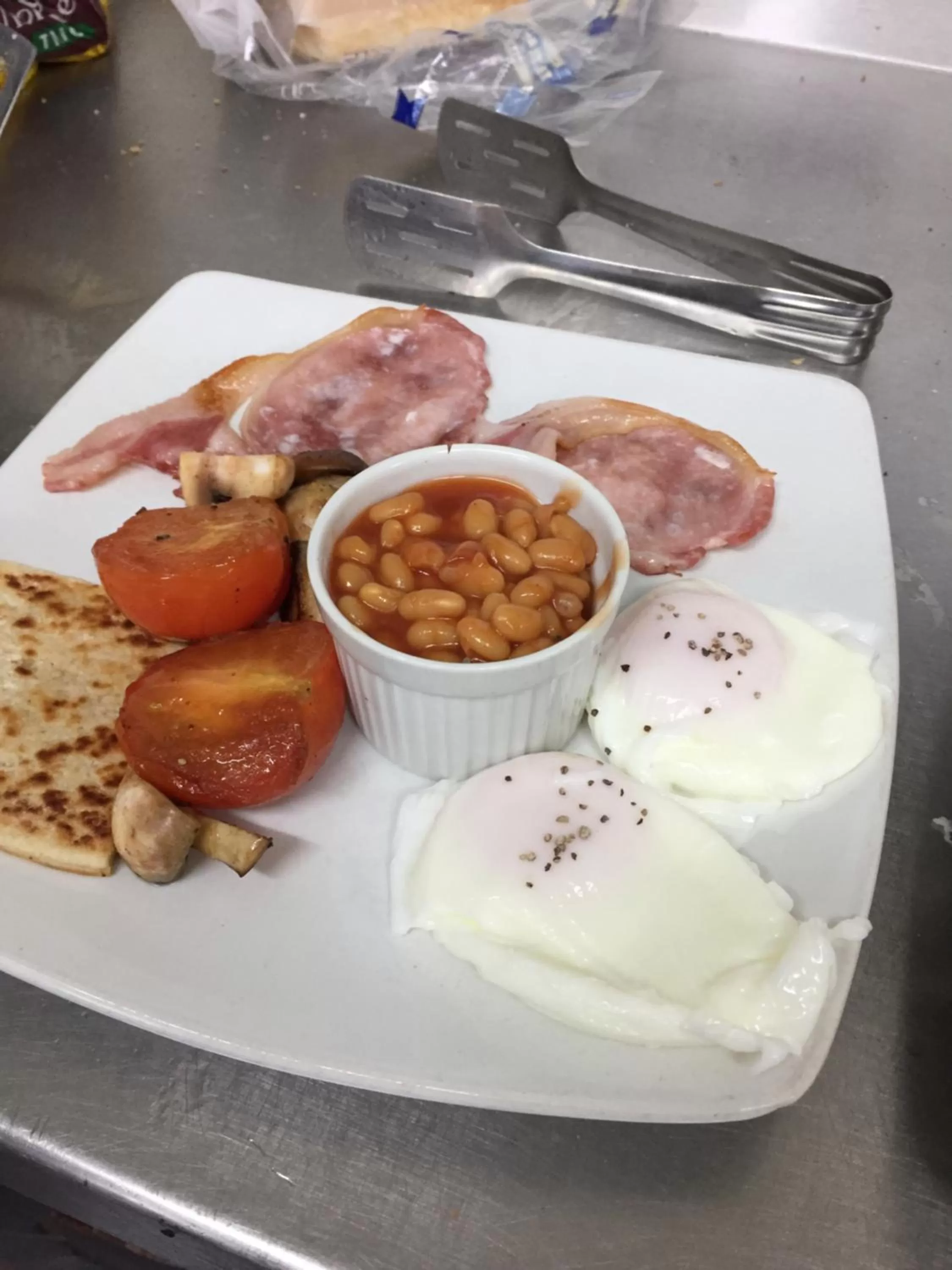 English/Irish breakfast in Scottish Equi B&B