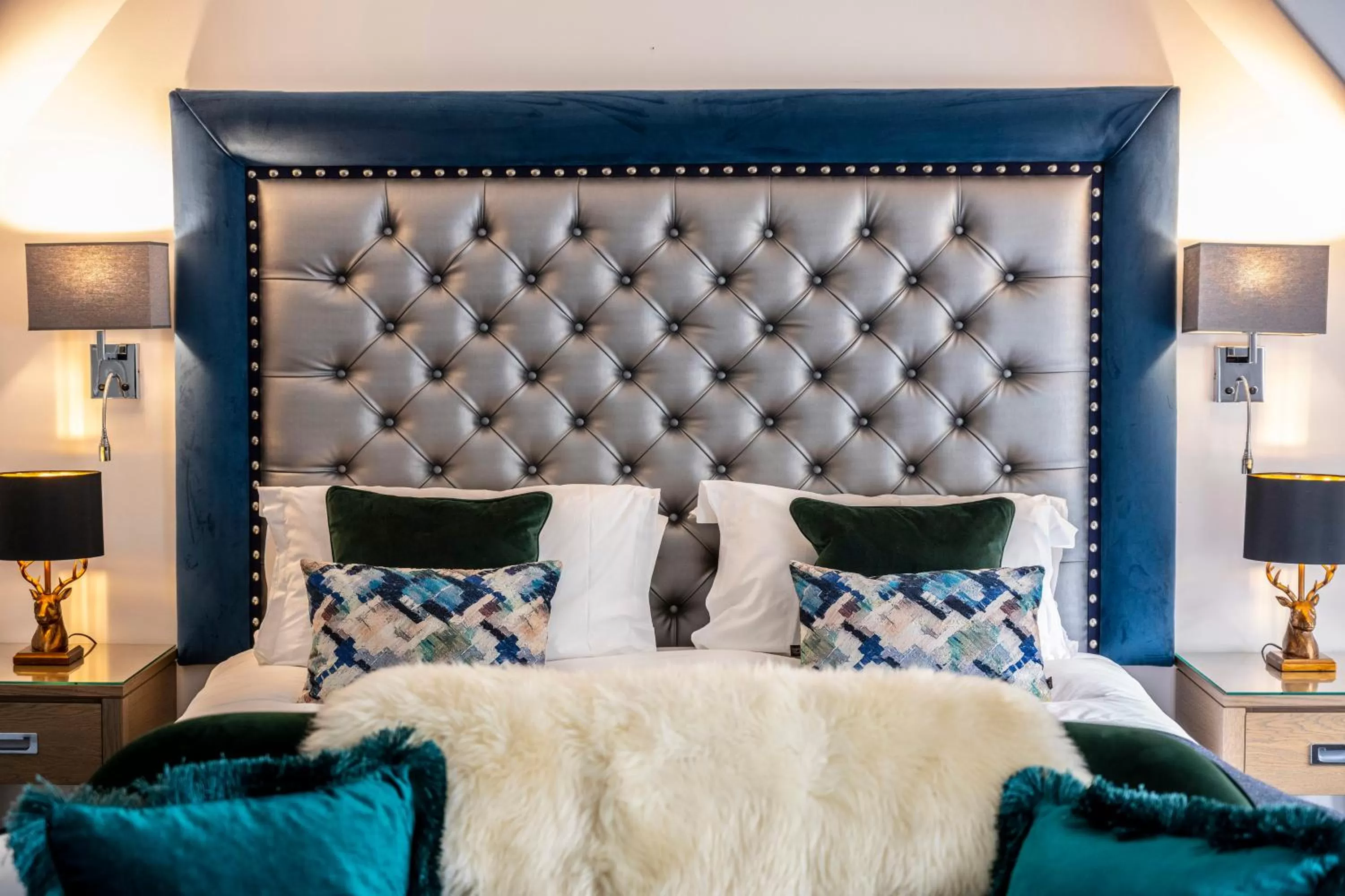 Bedroom, Bed in Skeabost House Hotel