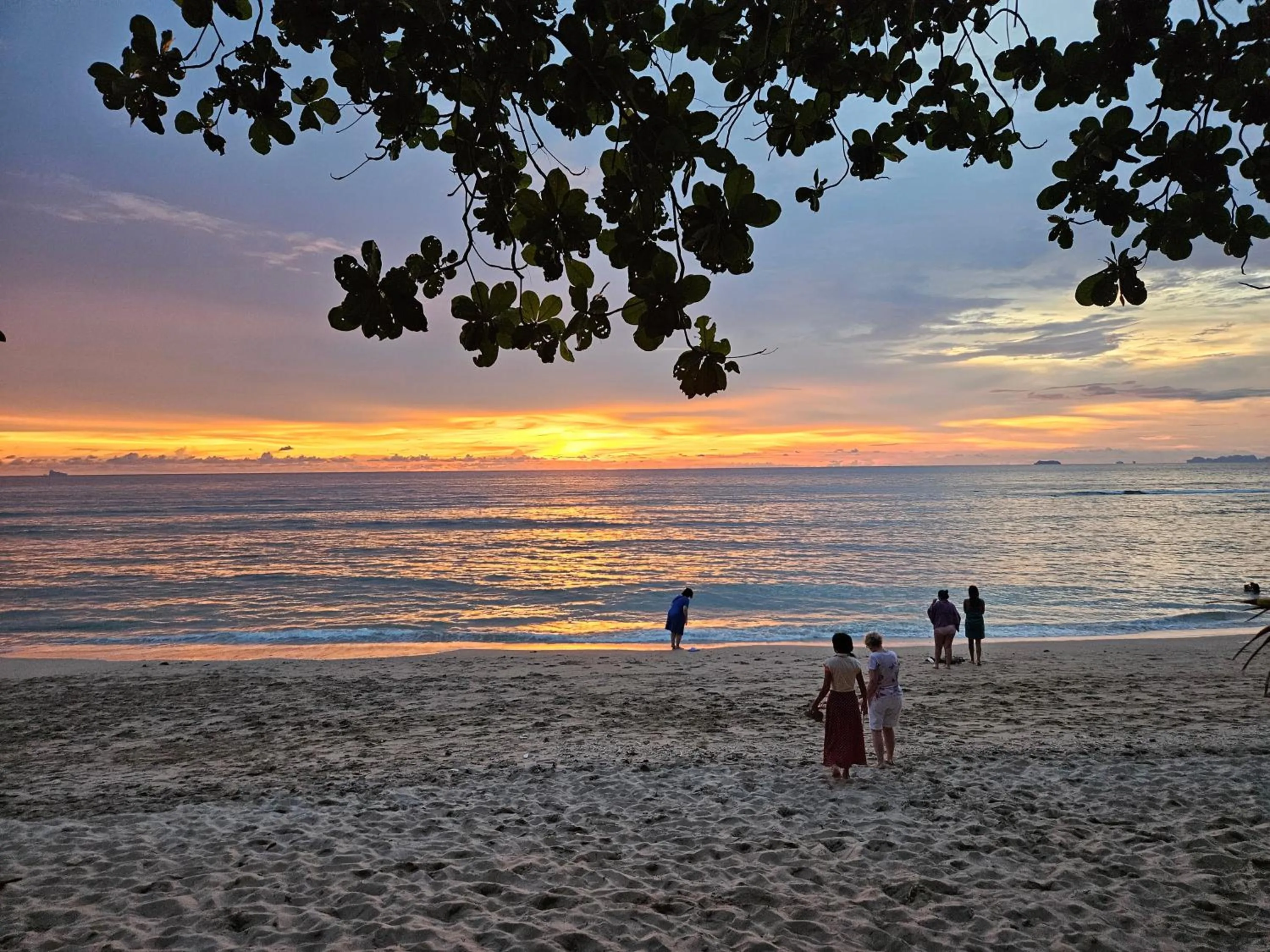 Sunset in Lanta Riviera Beach Resort