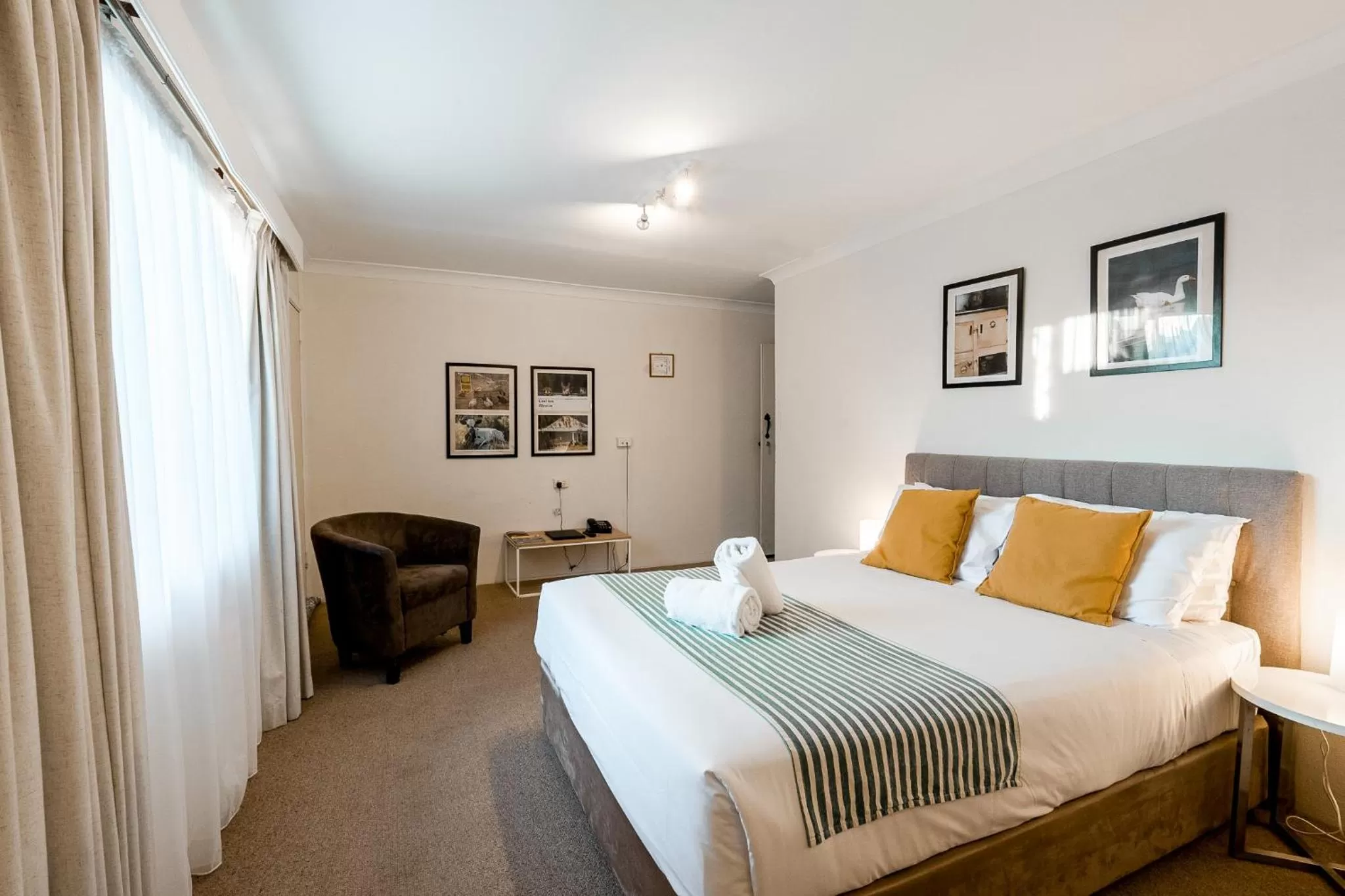 Bed in The Henry Parkes Tenterfield