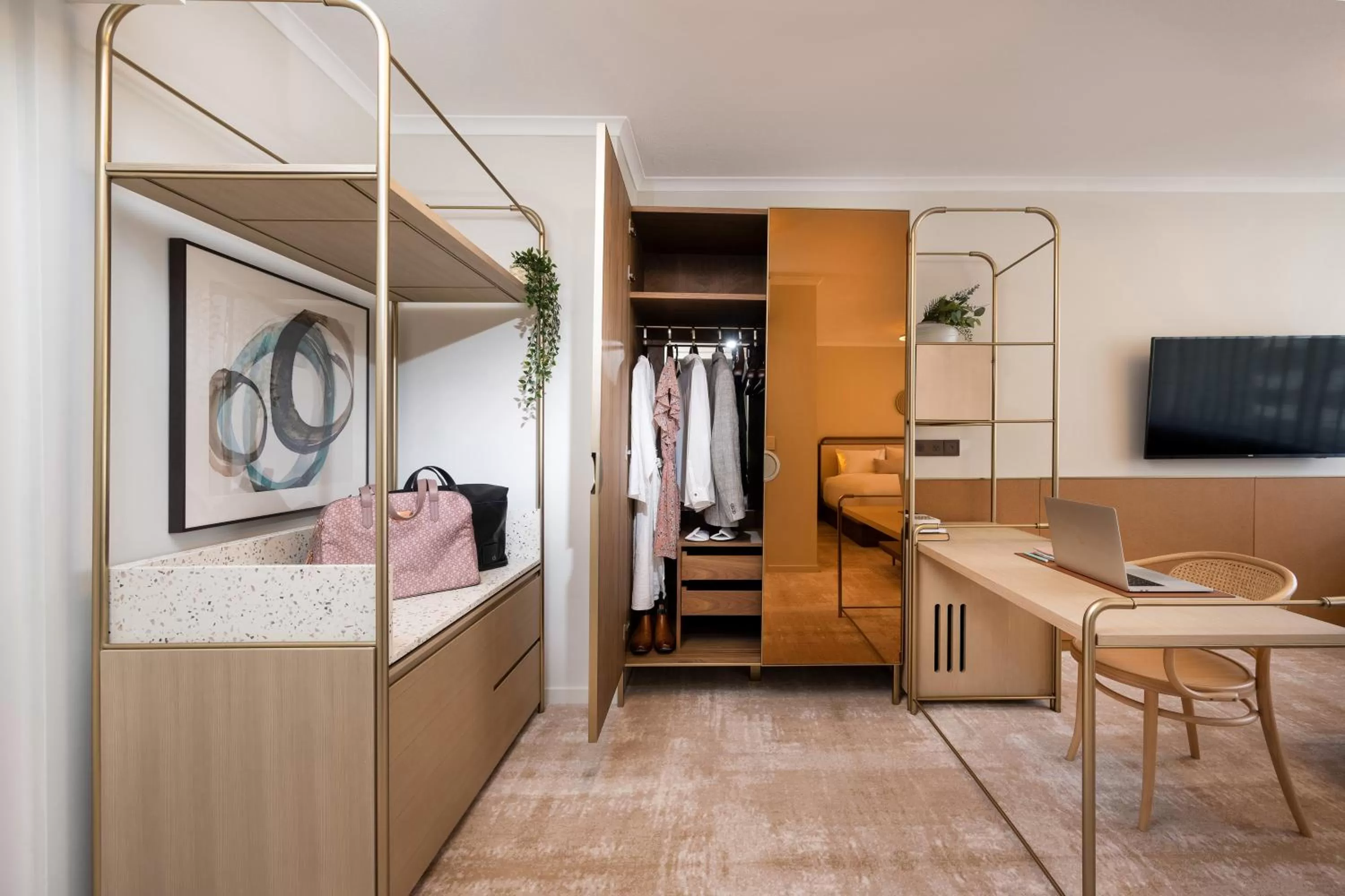 Communal lounge/ TV room, Bed in Mantra Terrace Brisbane