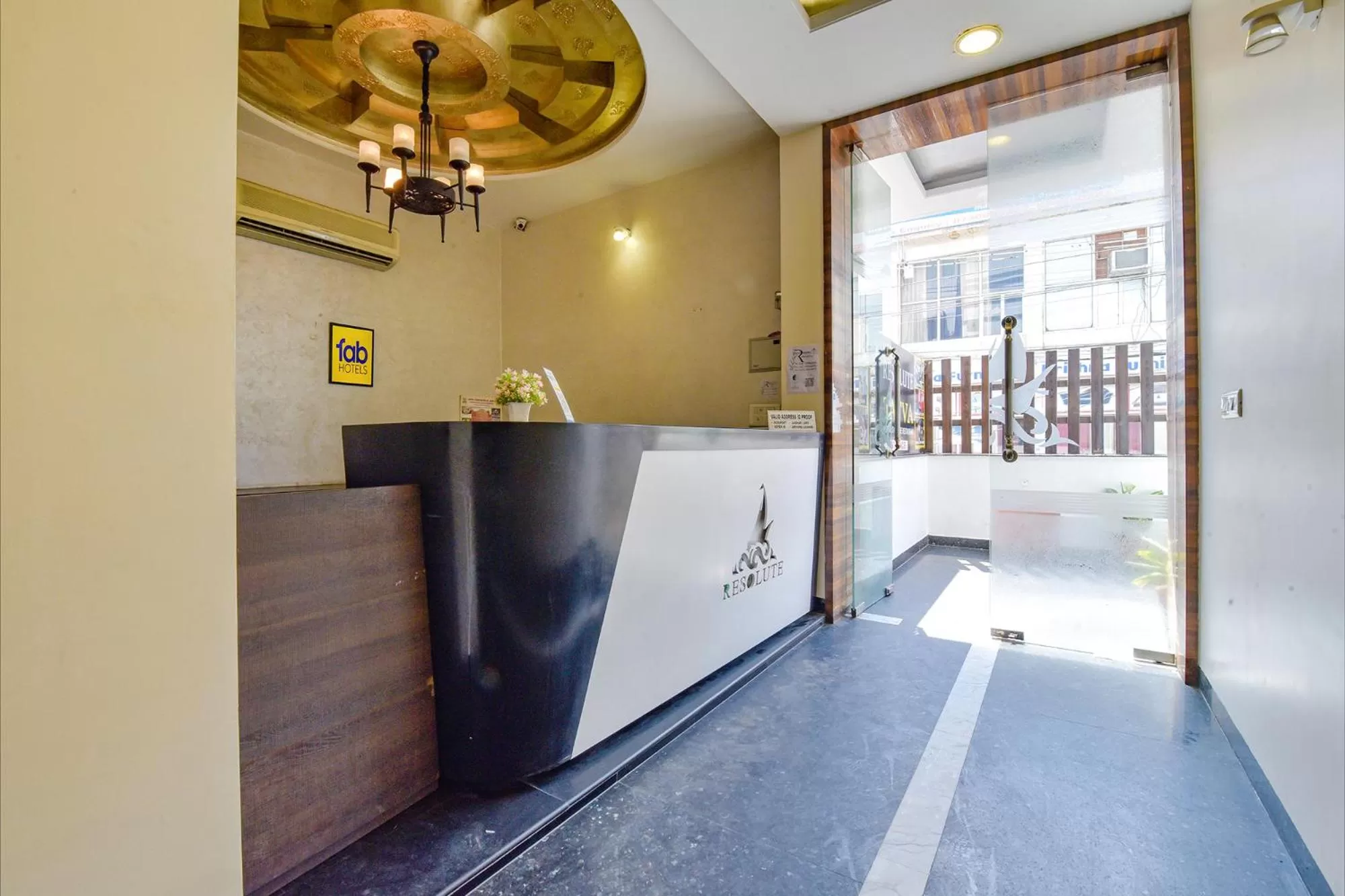Lobby or reception in FabHotel Resolute Gopalpura