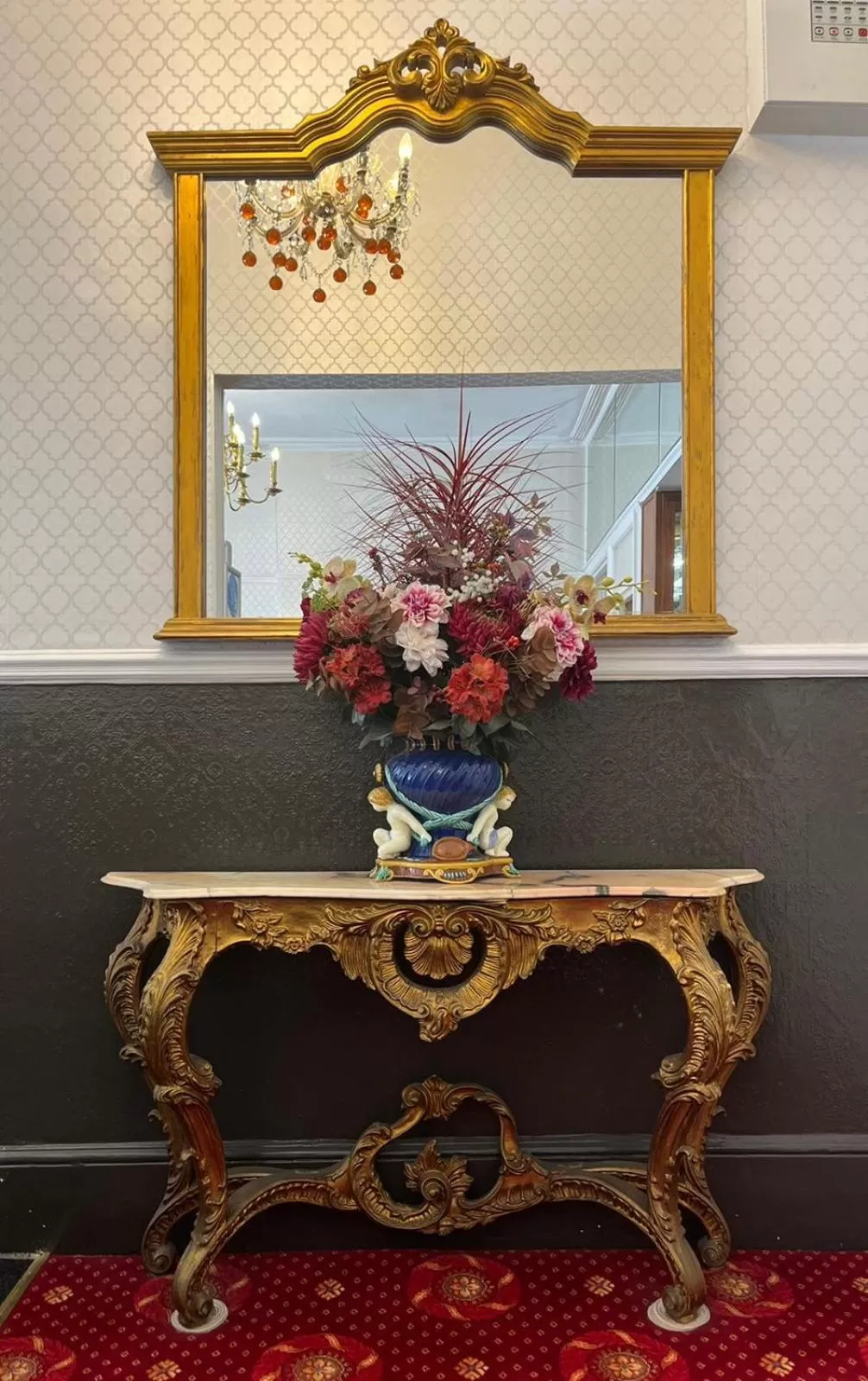 Property building in Hotel La Place