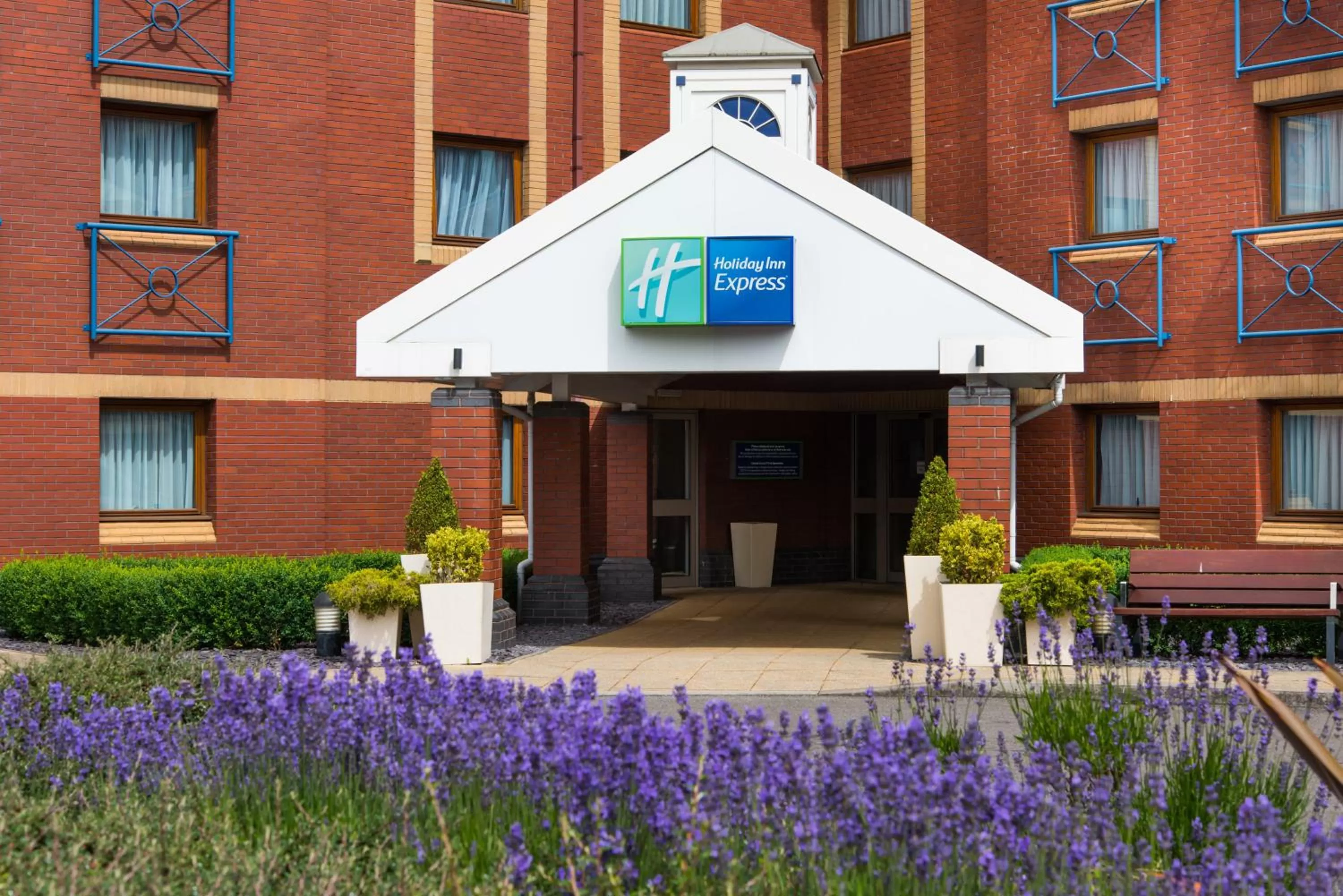 Property building in Holiday Inn Express Bristol Filton by IHG